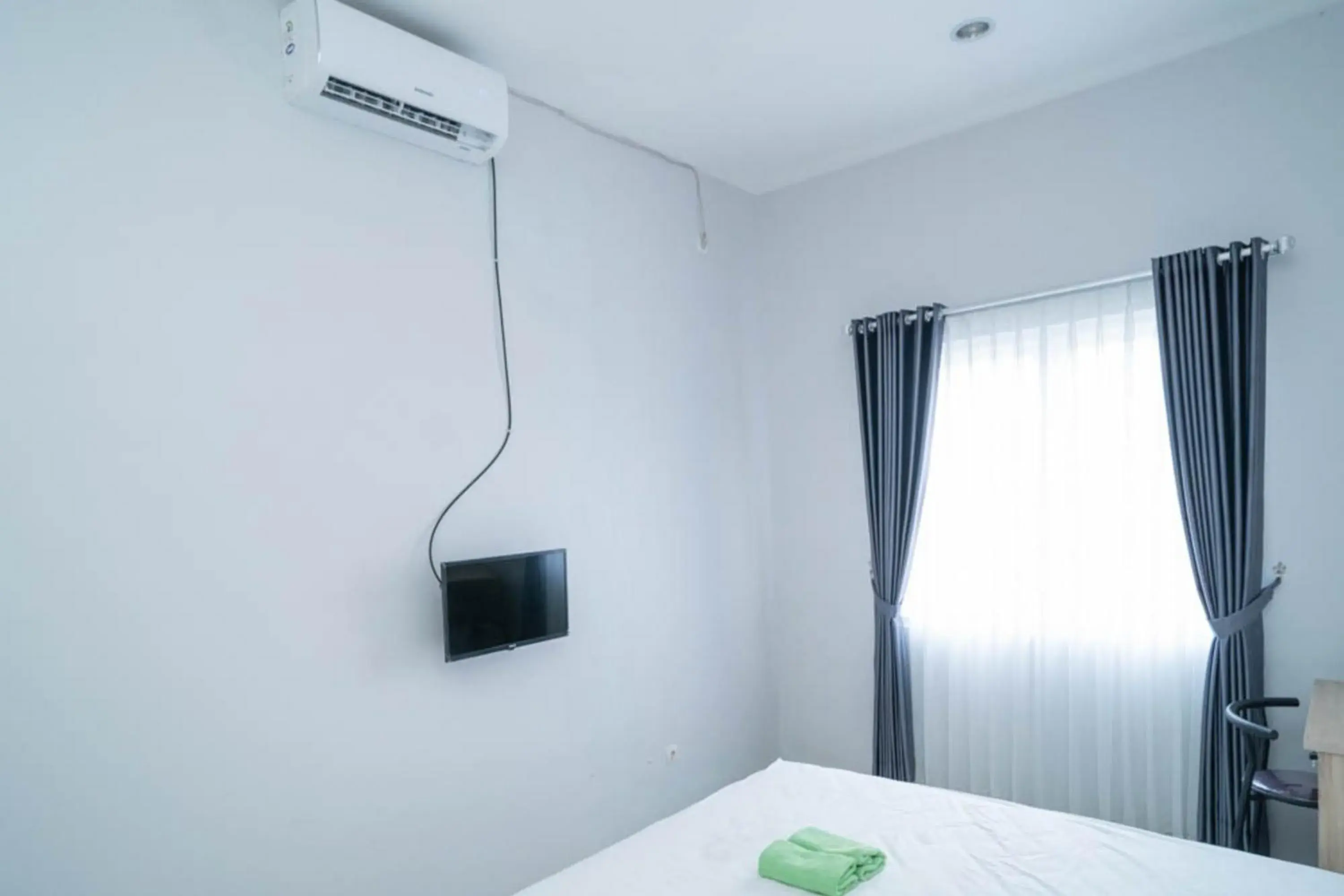 Bed in Nina House near Taman Budaya Sentul RedPartner Bed in Nina House near Taman Budaya Sentul RedPartner