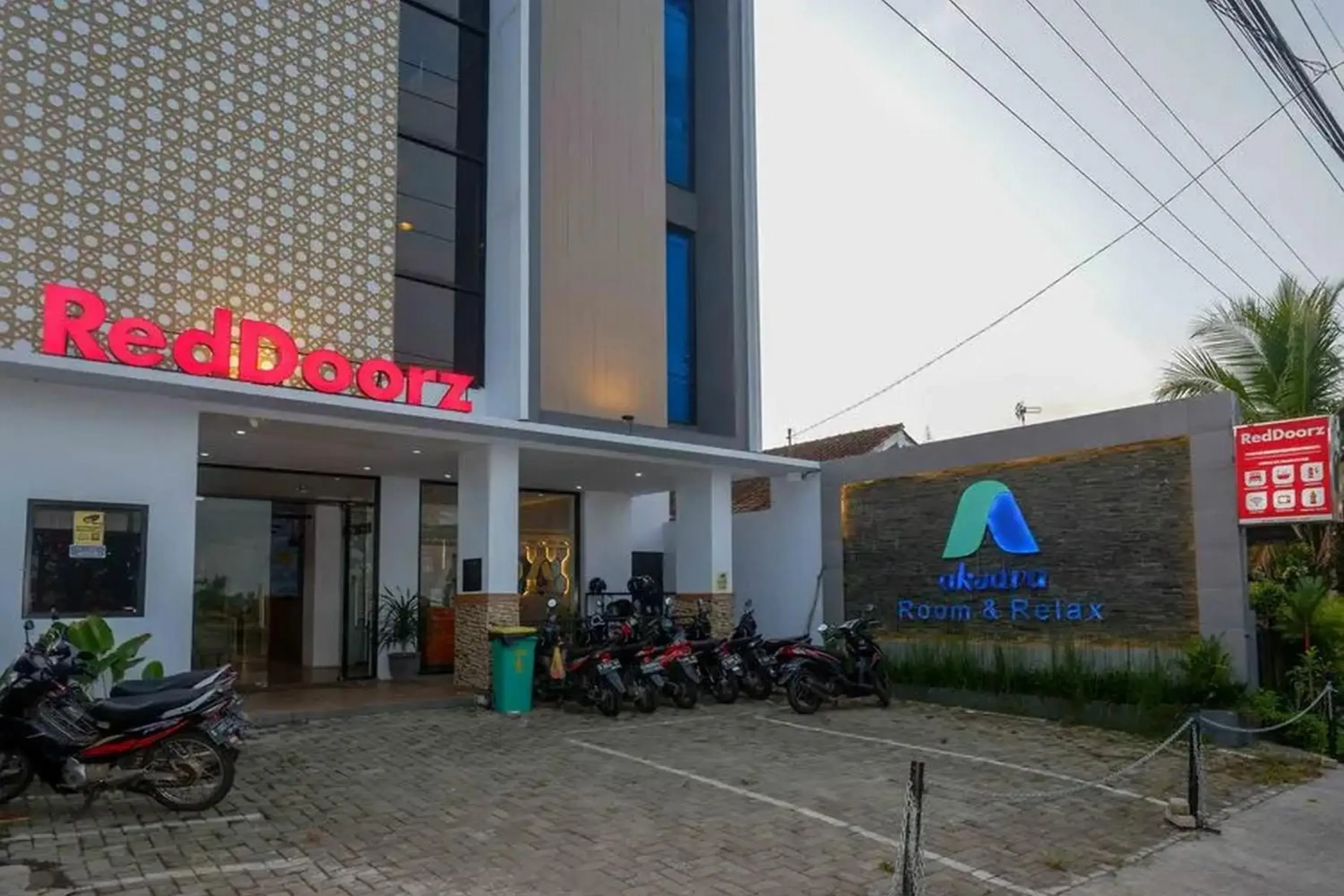 Property building in RedDoorz near Universitas Muhammadiyah Purwokerto 2 Property building in RedDoorz near Universitas Muhammadiyah Purwokerto 2