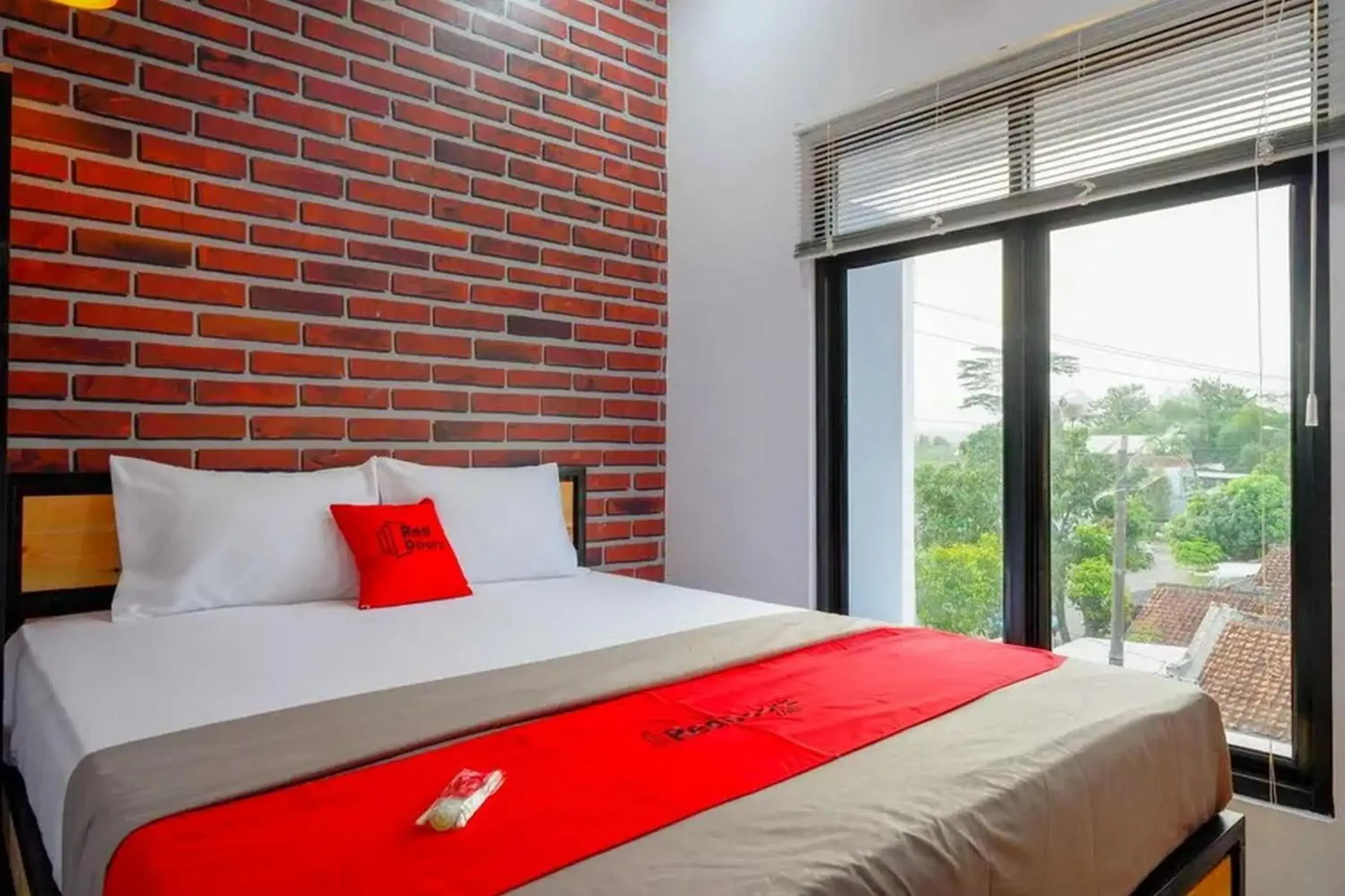 Bed in RedDoorz near Universitas Muhammadiyah Purwokerto 2 Bed in RedDoorz near Universitas Muhammadiyah Purwokerto 2