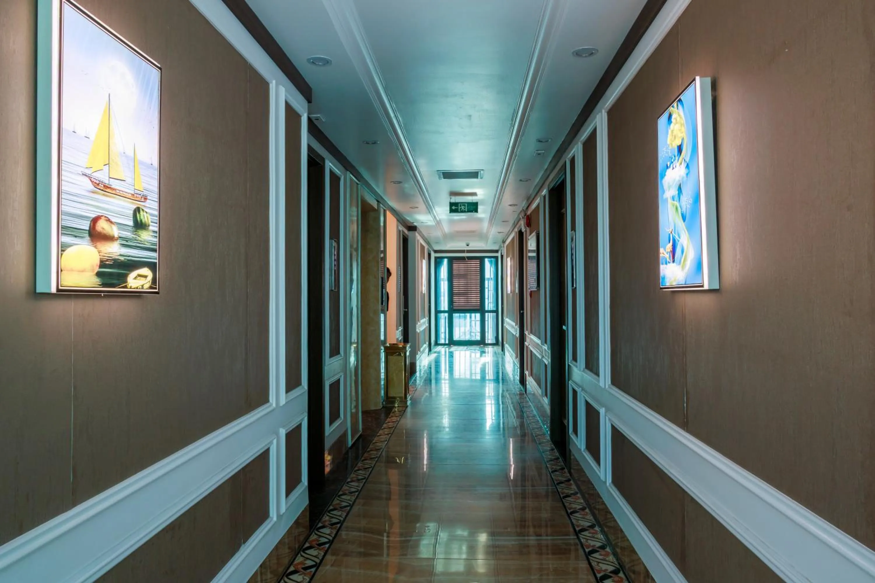Seating area in New Sun Móng Cái Hotel