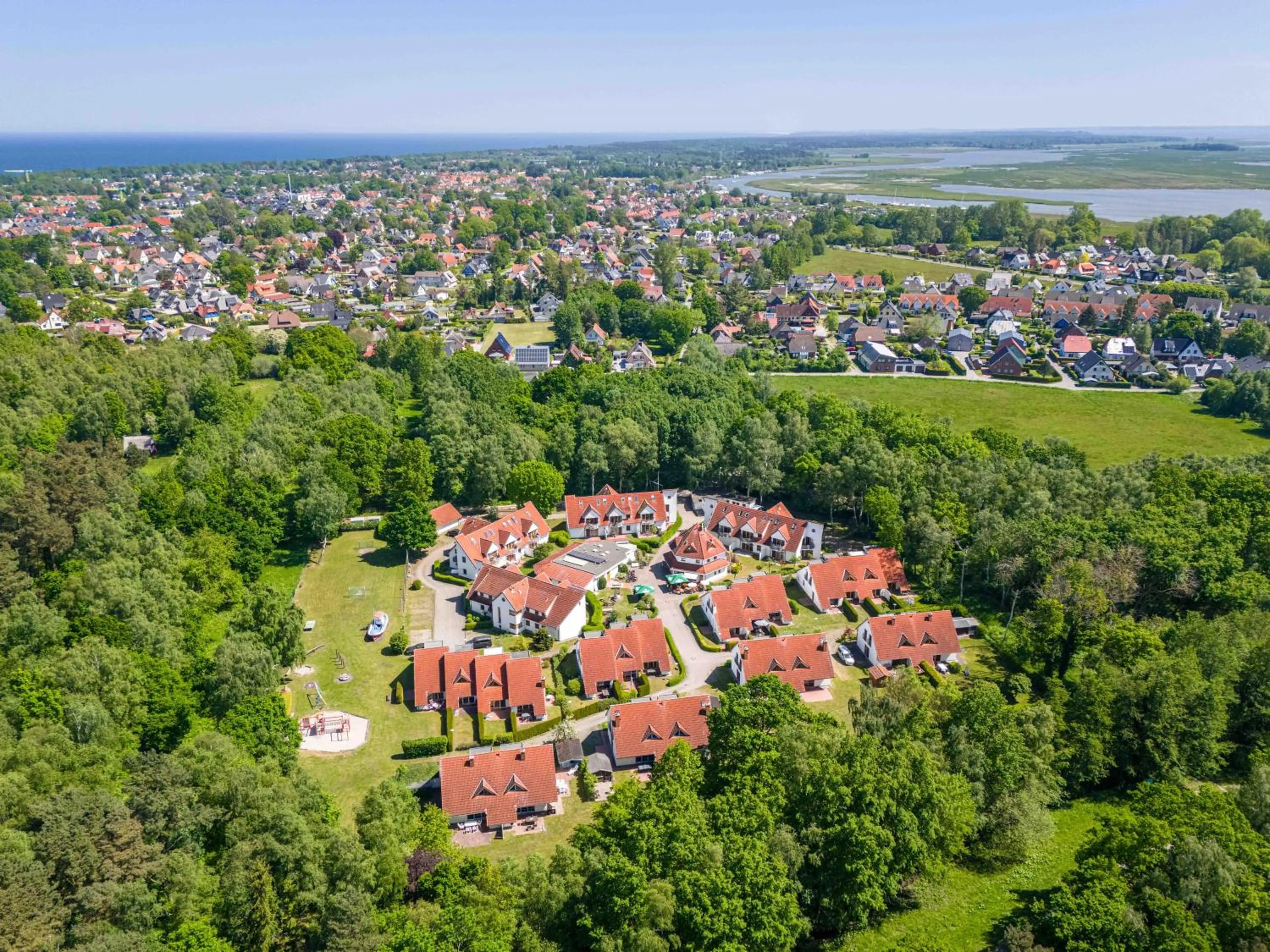 Bird's eye view in Ferienpark Freesenbruch Doppelhaushälfte 12a - Steuerrad