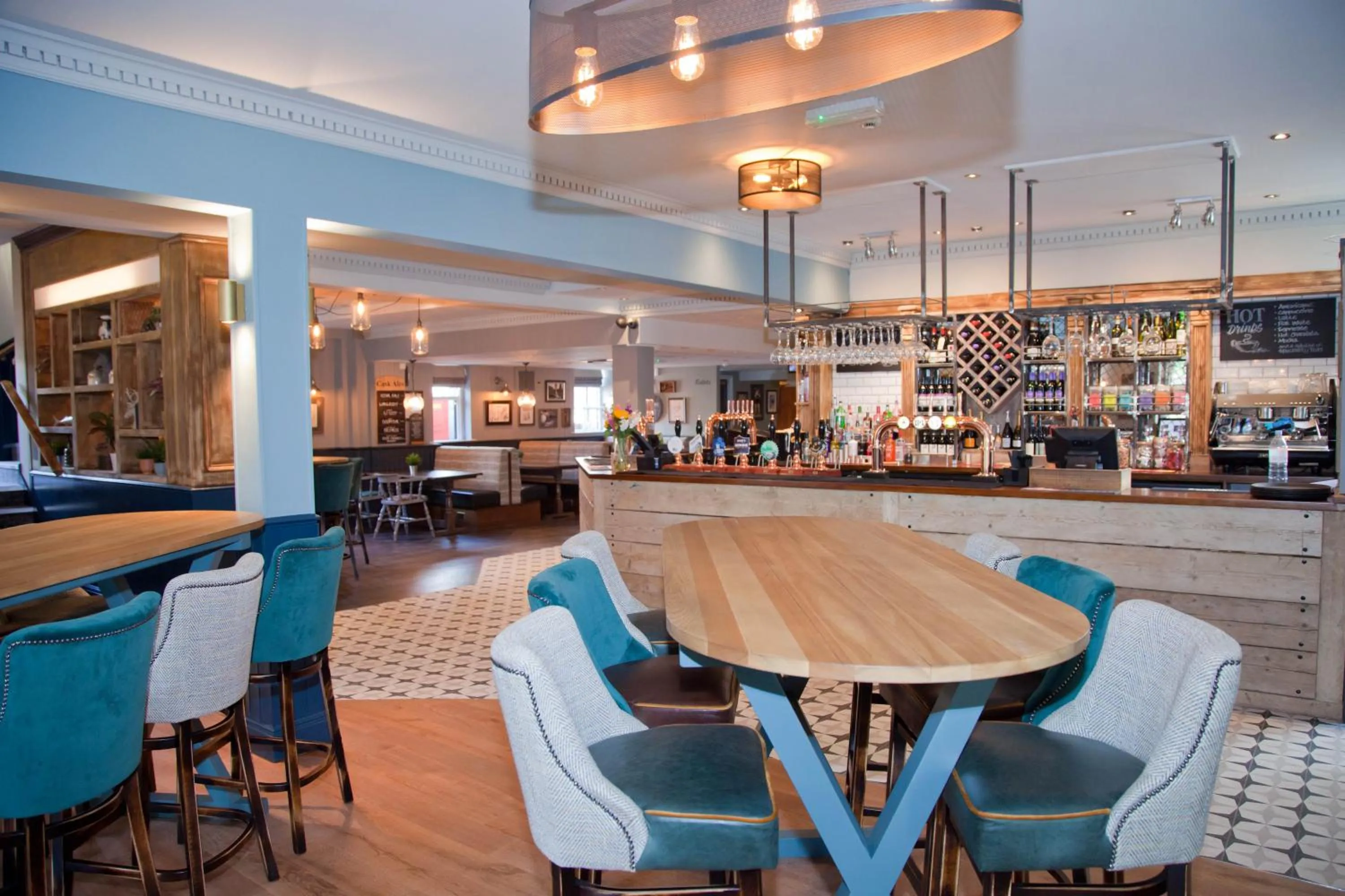 Lounge or bar in The Royal Hotel