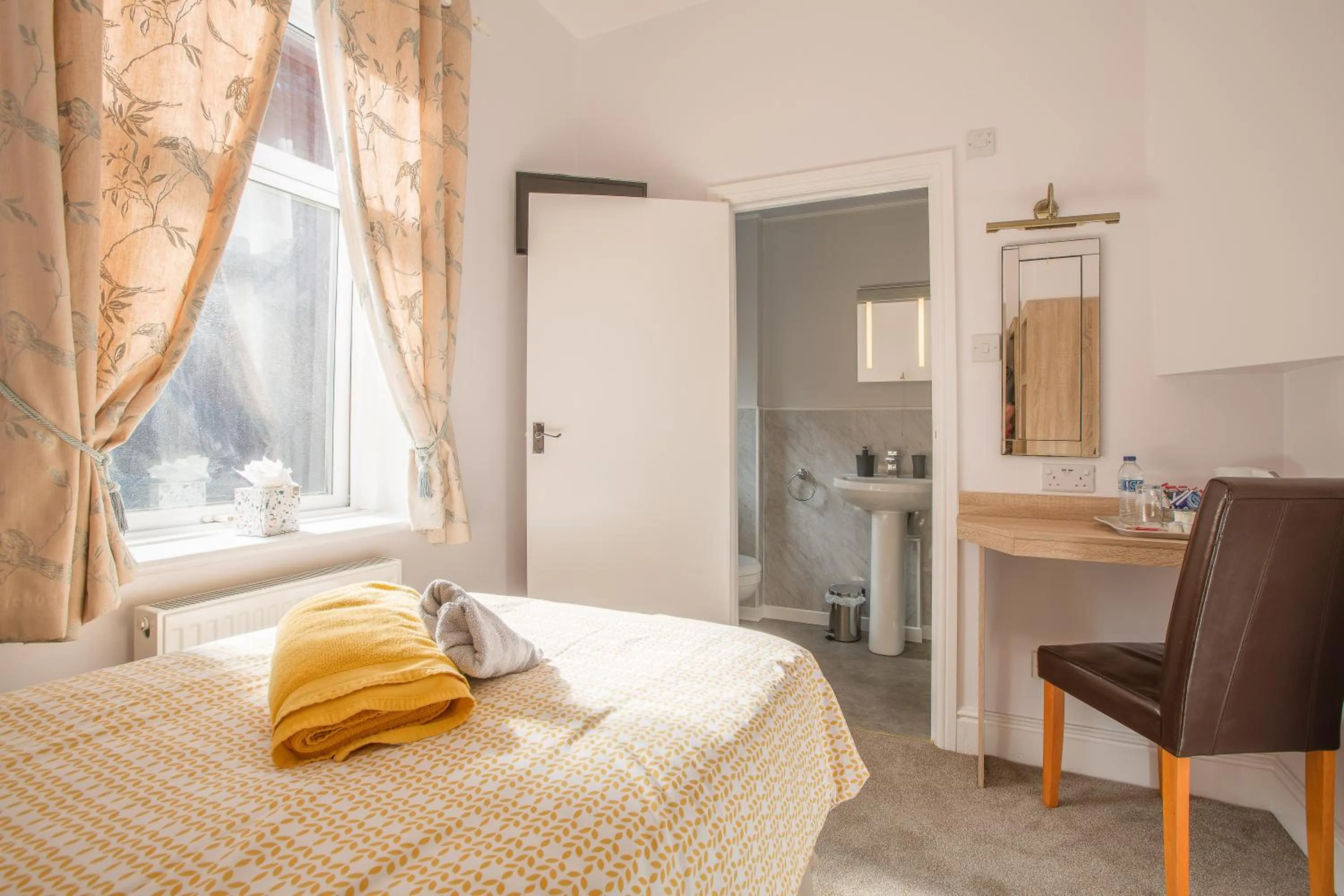 Bed in The Hollingworth