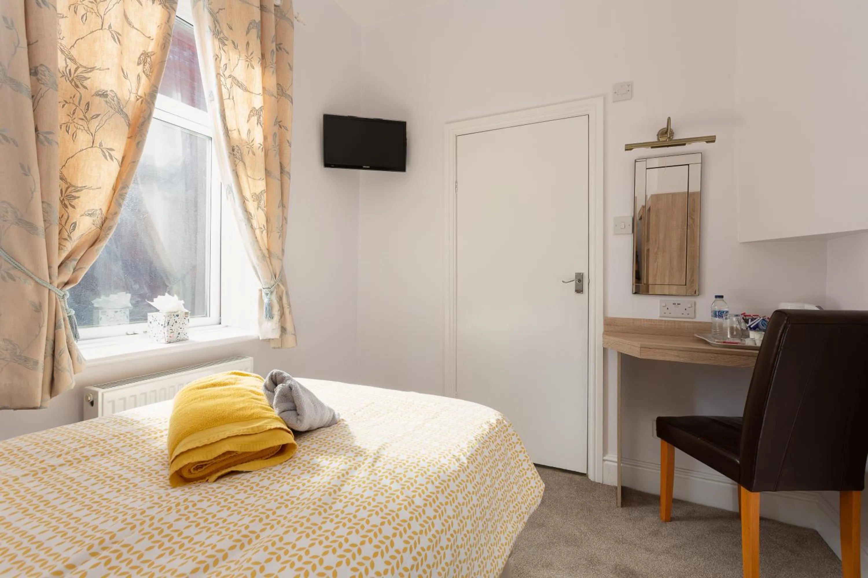 Bed in The Hollingworth