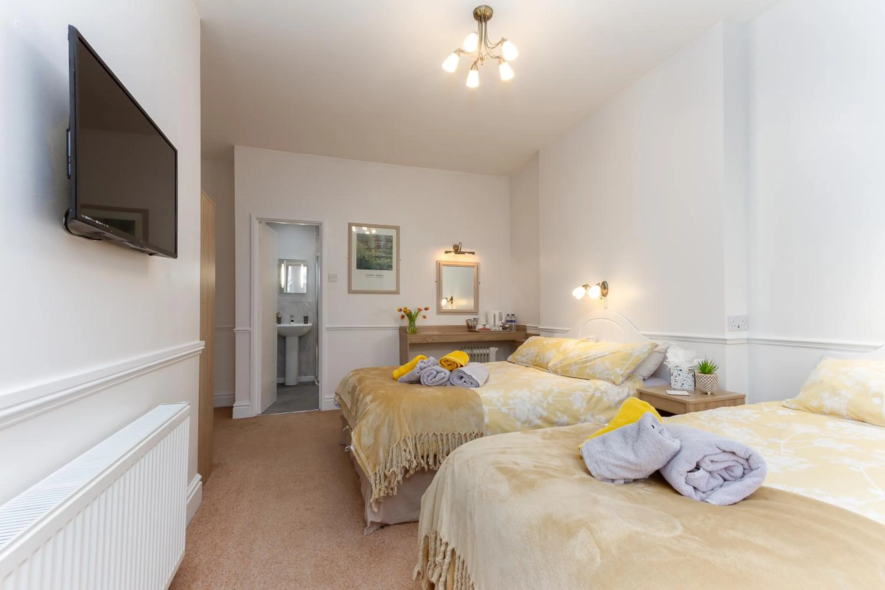 Bed in The Hollingworth