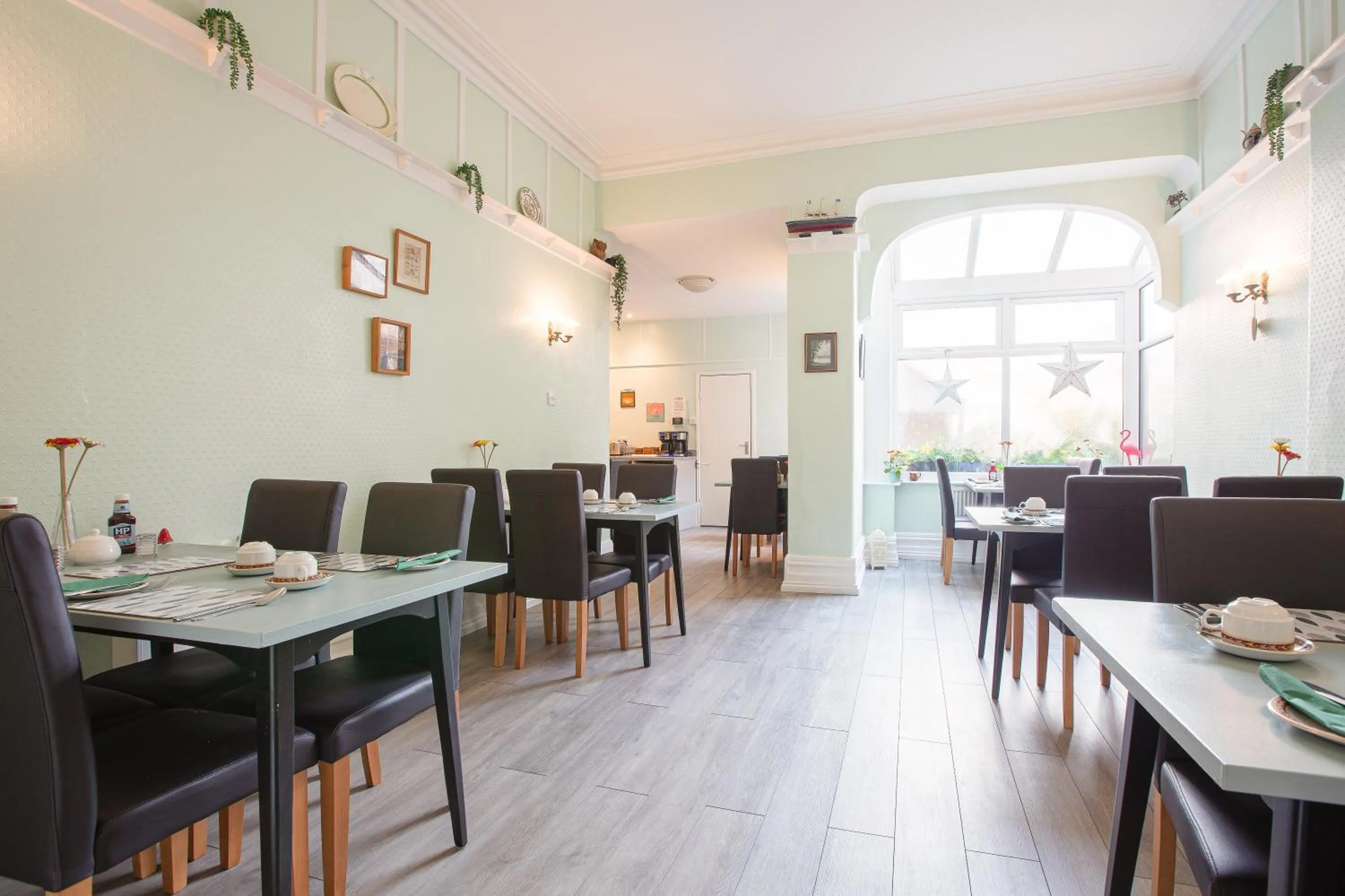 Breakfast in The Hollingworth