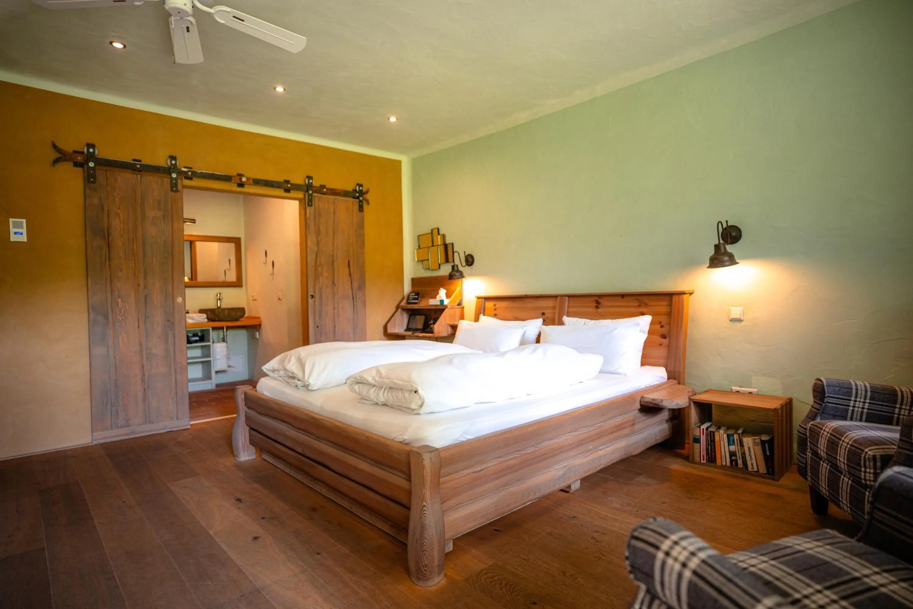 Bed in Hotel Kolonieschänke