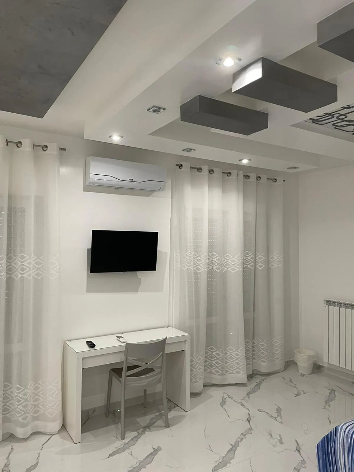 hair dresser in B&B IL PICCOLO PRINCIPE