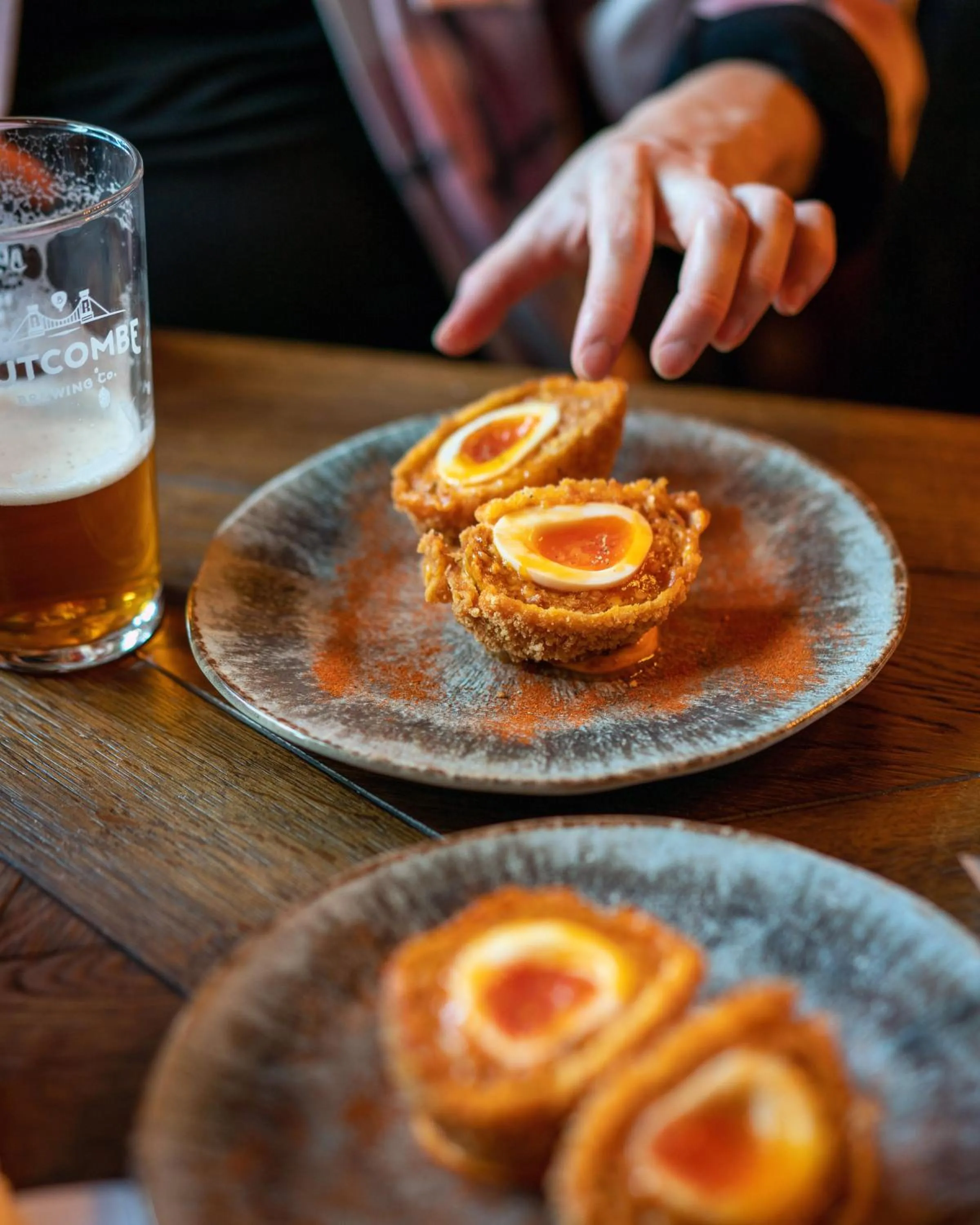 Food and drinks in The George Inn & Plaine