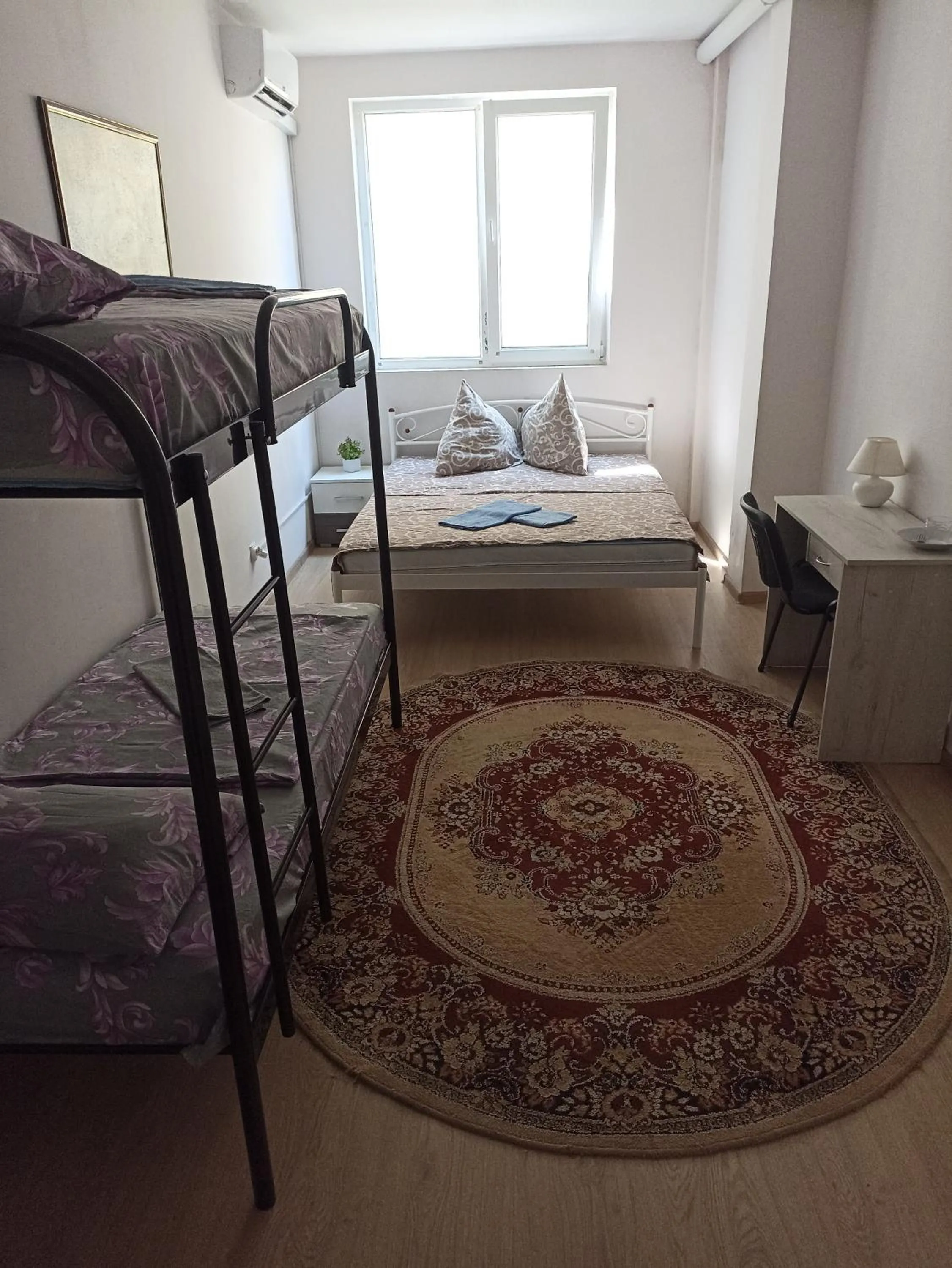 Bed in Gelena