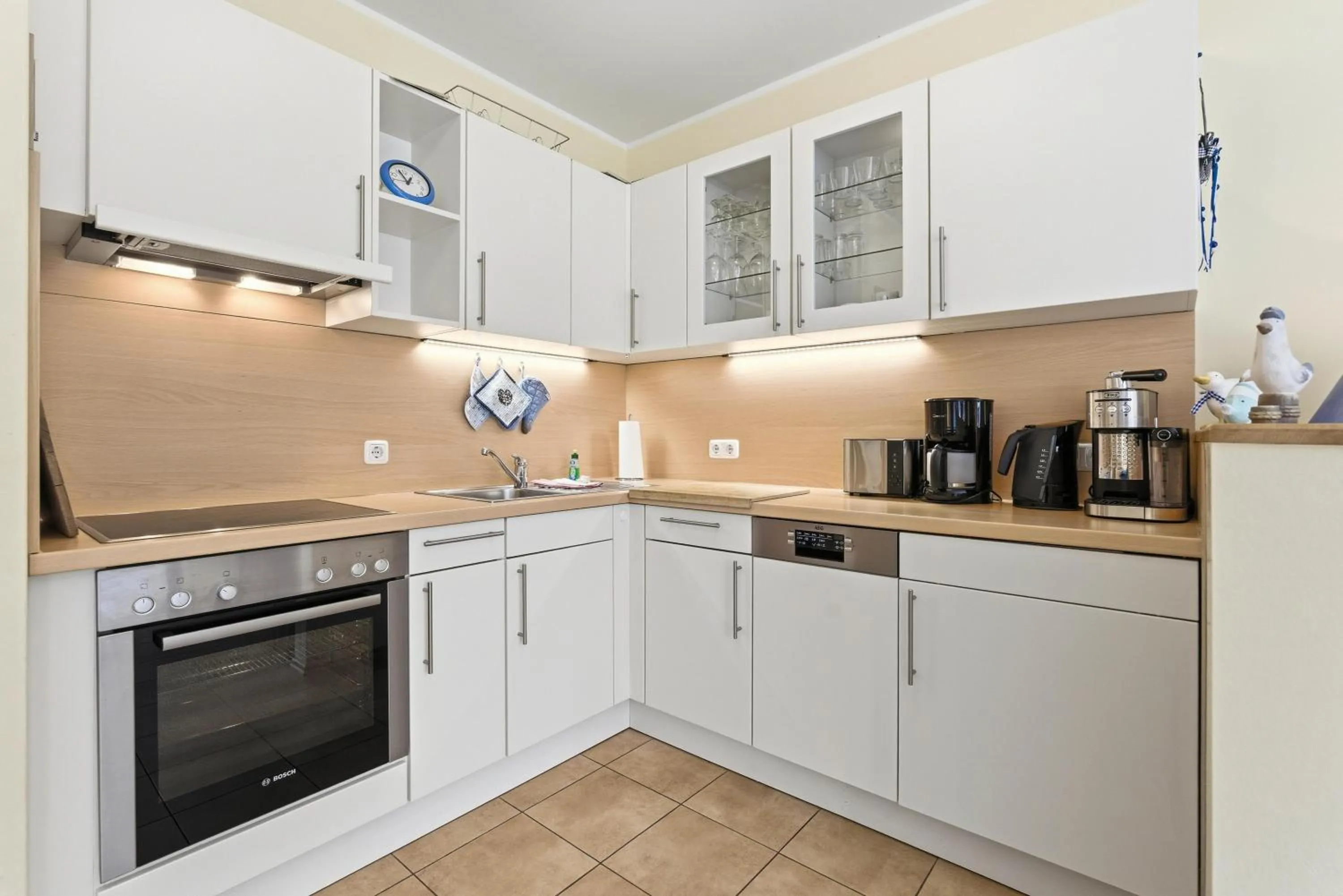 Kitchen or kitchenette in Freesenkietz 23