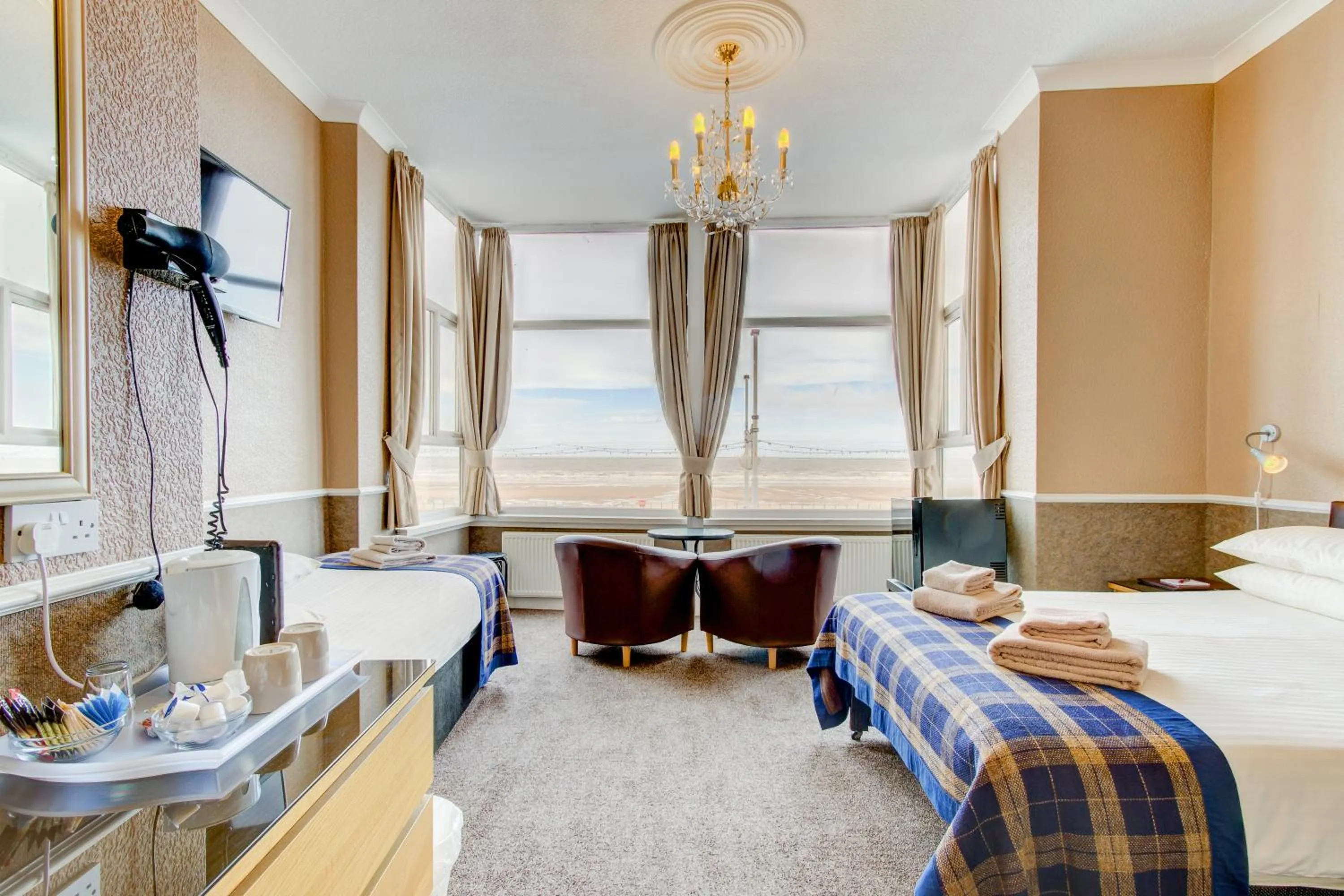 Photo of the whole room, Bed in New Brooklyn