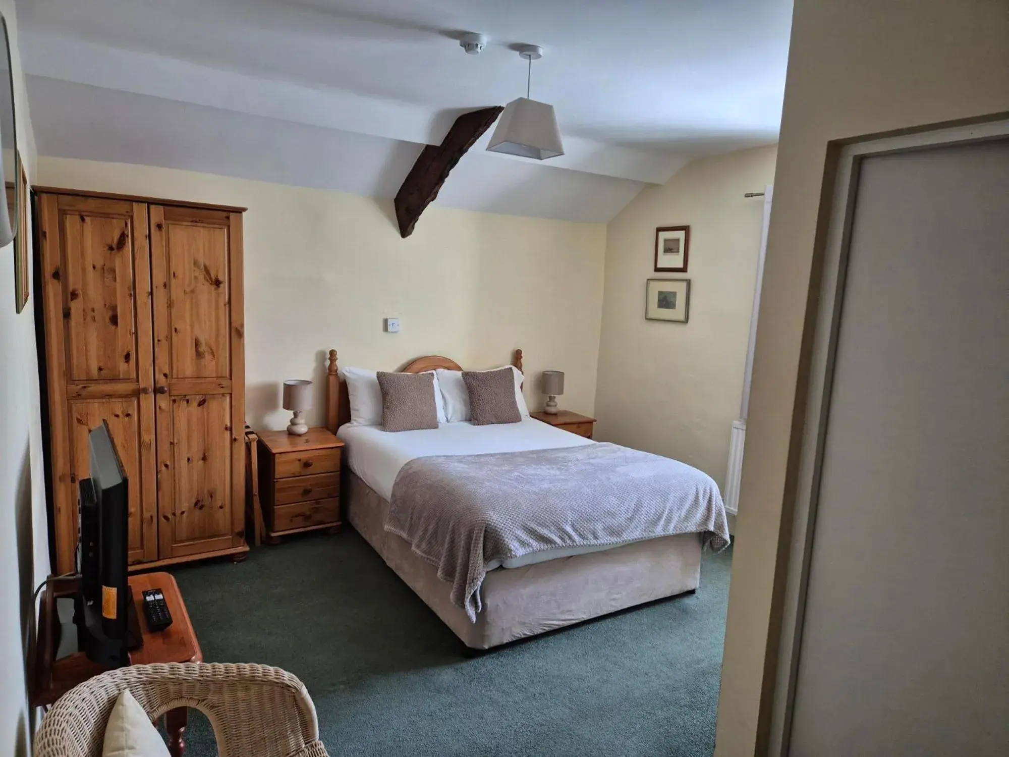 Classic Double Room in Ring O Bells Classic Double Room in Ring O Bells