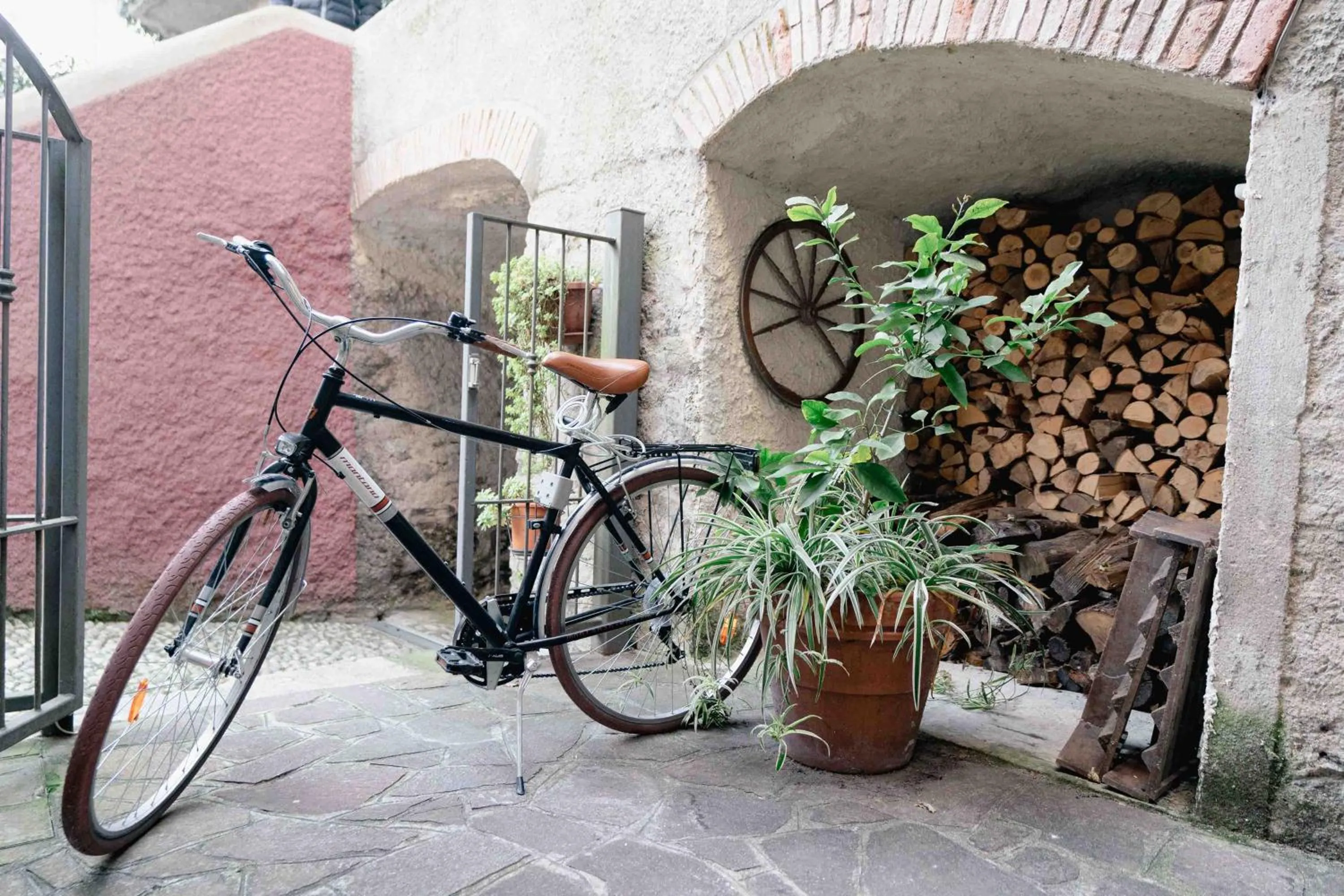 Cycling in Casa San Giacomo
