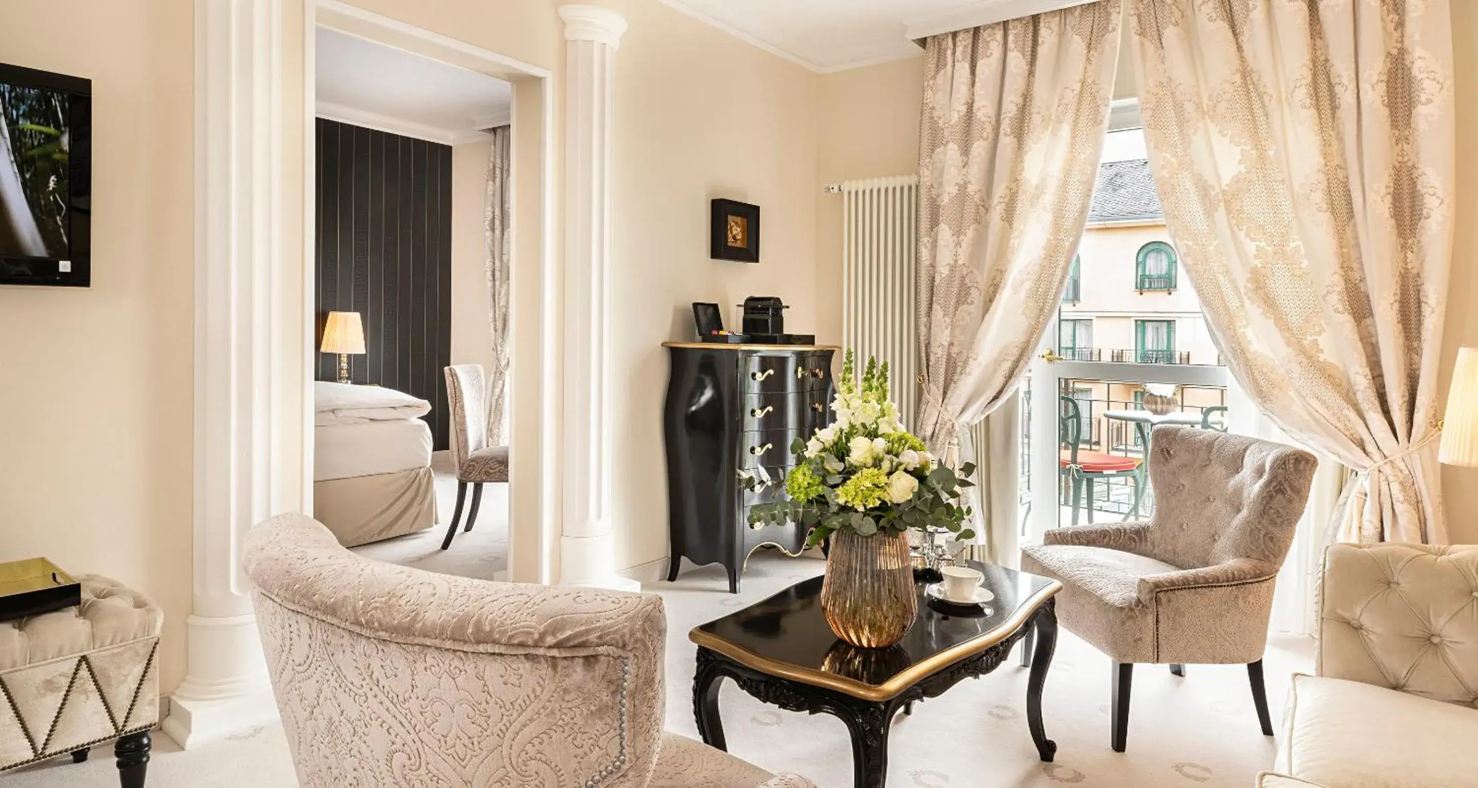 Photo of the whole room in Victor's Residenz-Hotel Schloss Berg Photo of the whole room in Victor's Residenz-Hotel Schloss Berg