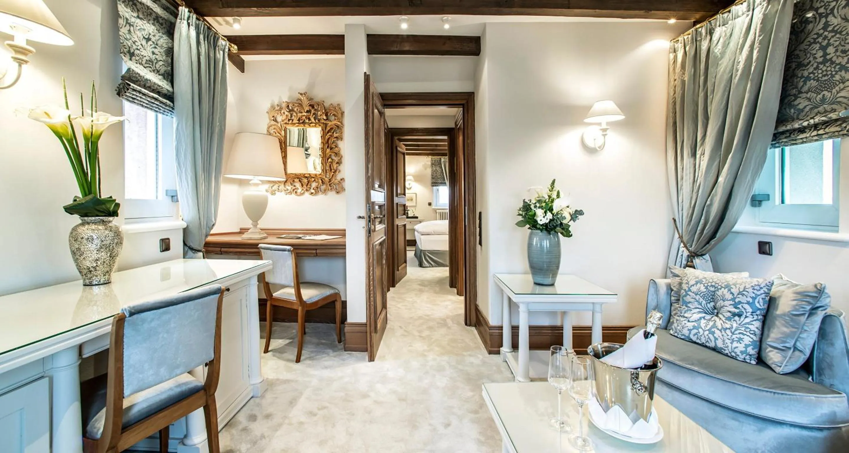 Photo of the whole room in Victor's Residenz-Hotel Schloss Berg