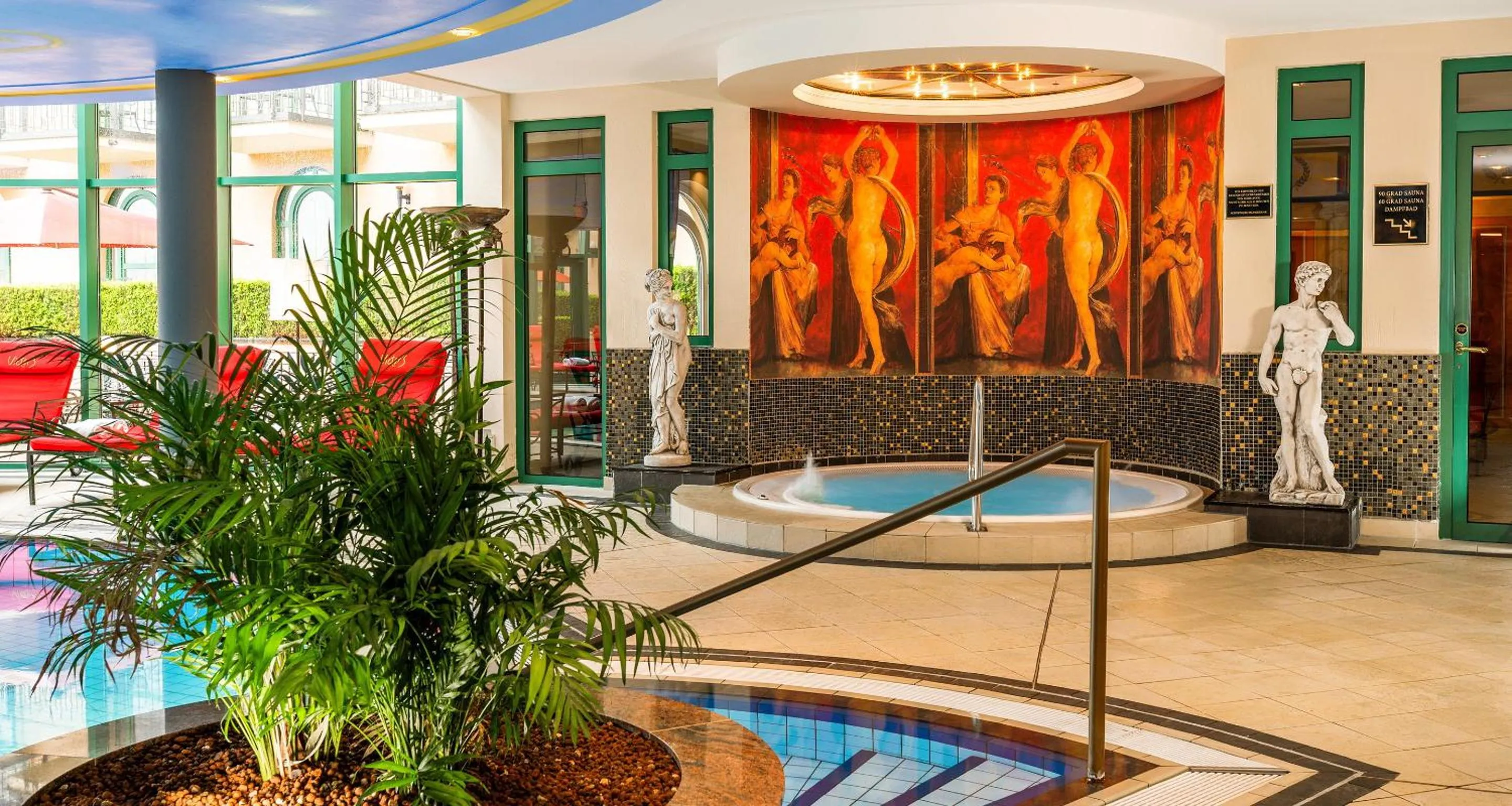 Pool view in Victor's Residenz-Hotel Schloss Berg