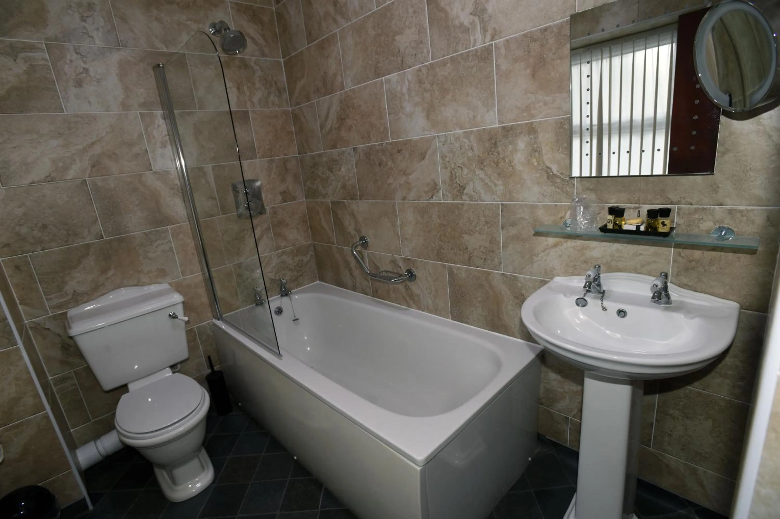 Bathroom in Ty Dre Town House