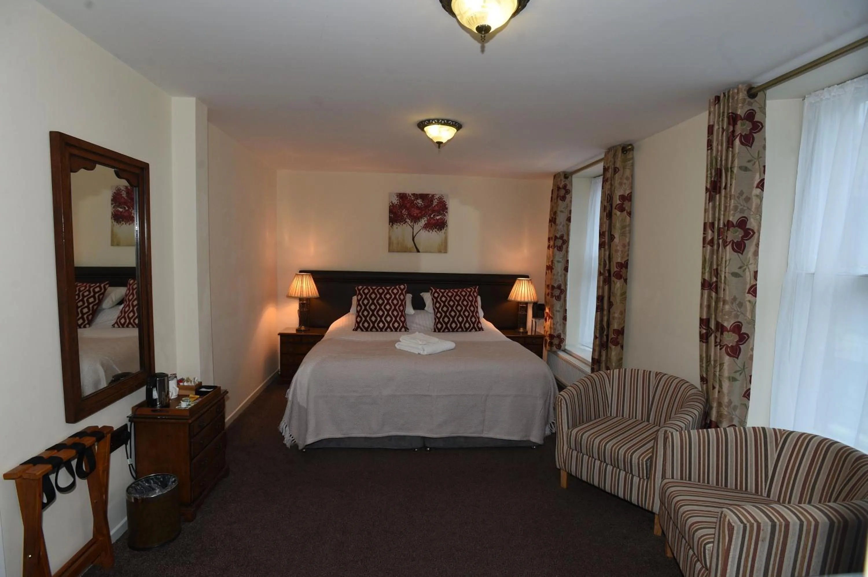 Bedroom in Ty Dre Town House