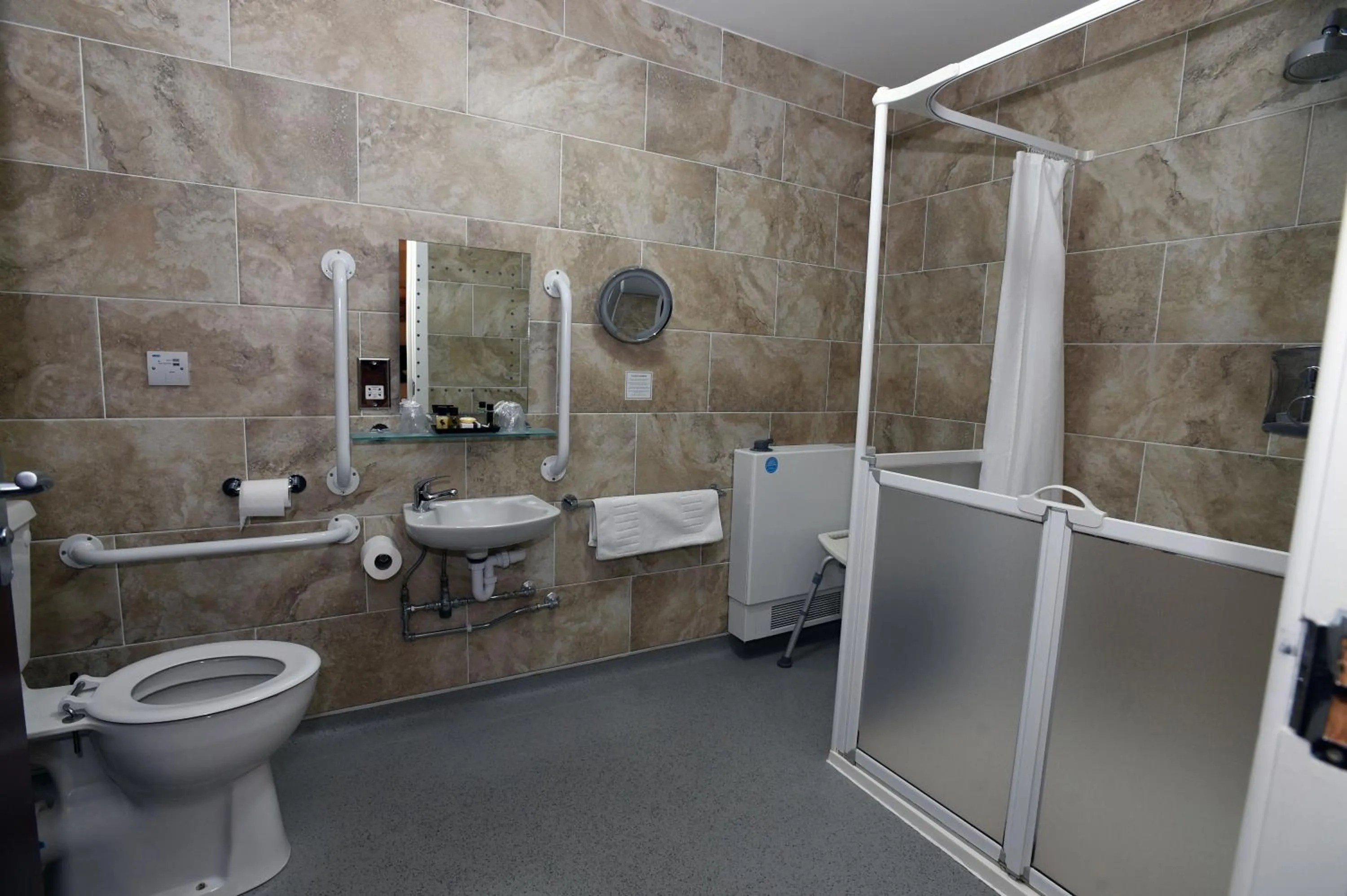 Shower in Ty Dre Town House