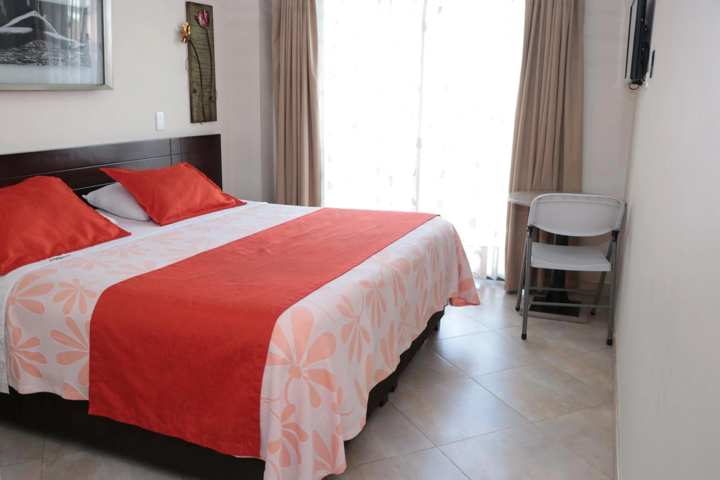 Bed in Hoteles Bogotá Inn Lago Chico Zona Rosa
