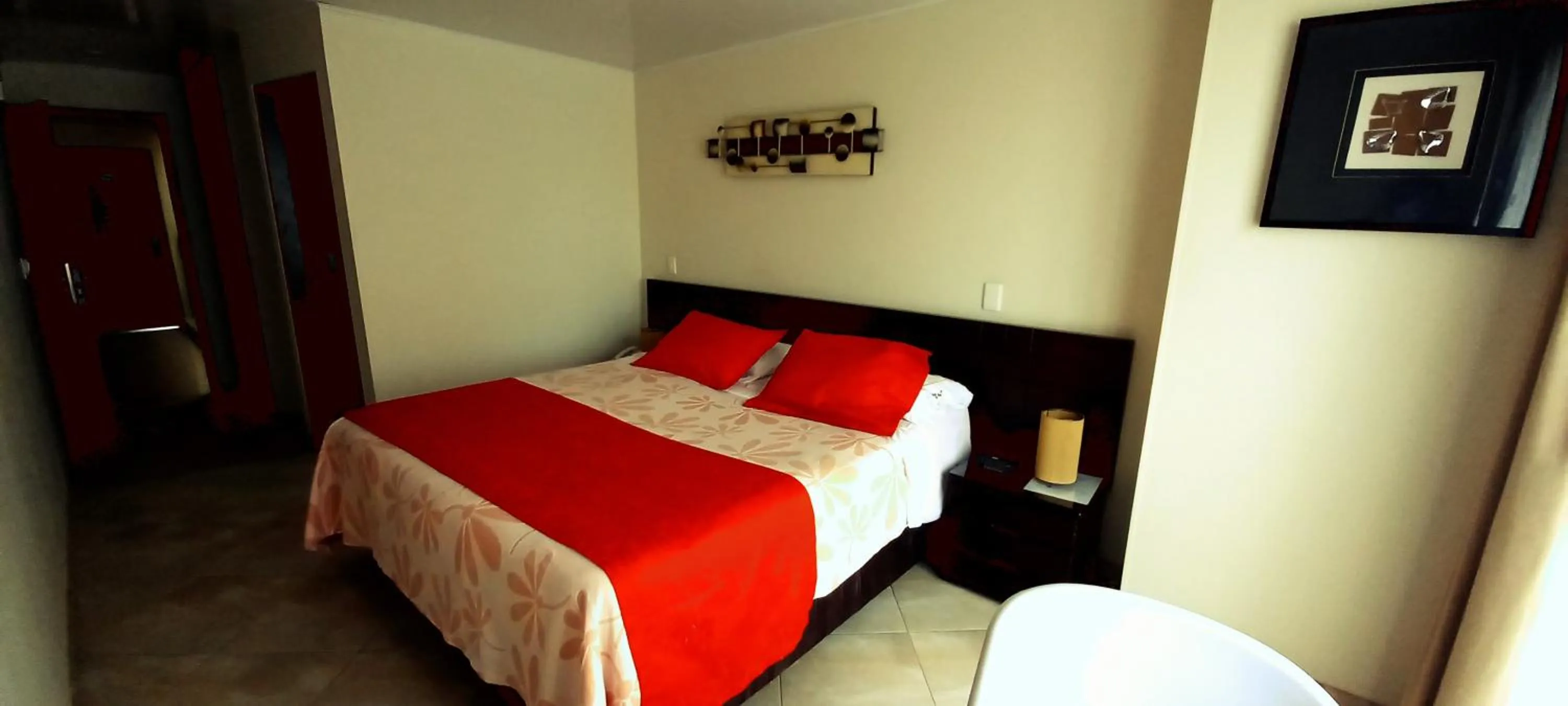 Bed in Hoteles Bogotá Inn Lago Chico Zona Rosa
