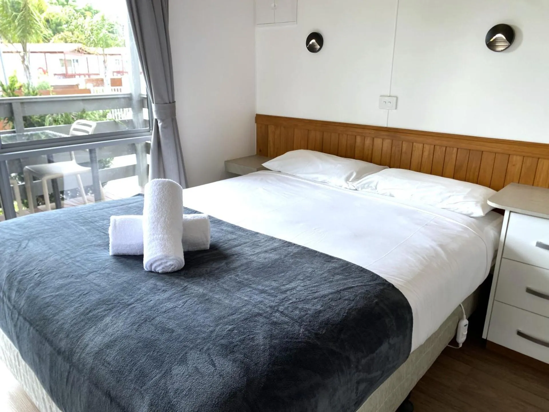 Bedroom, Bed in Geelong Holiday Park