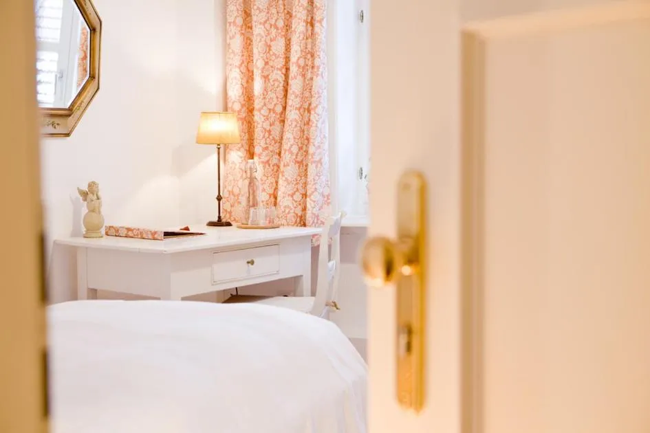 Photo of the whole room, Bed in Romantik Hotel Landhaus Bärenmühle