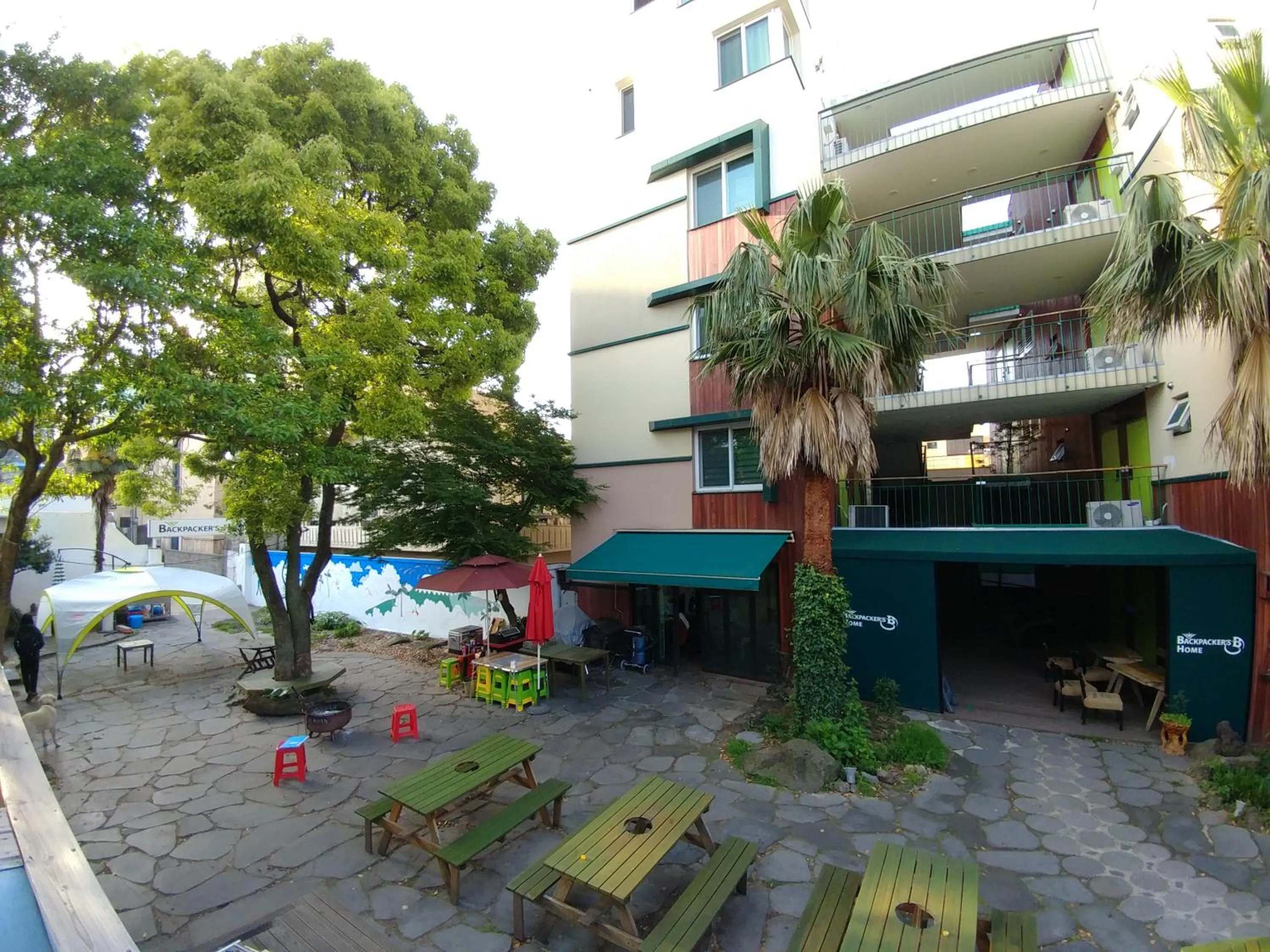 Garden in Backpacker's Home
