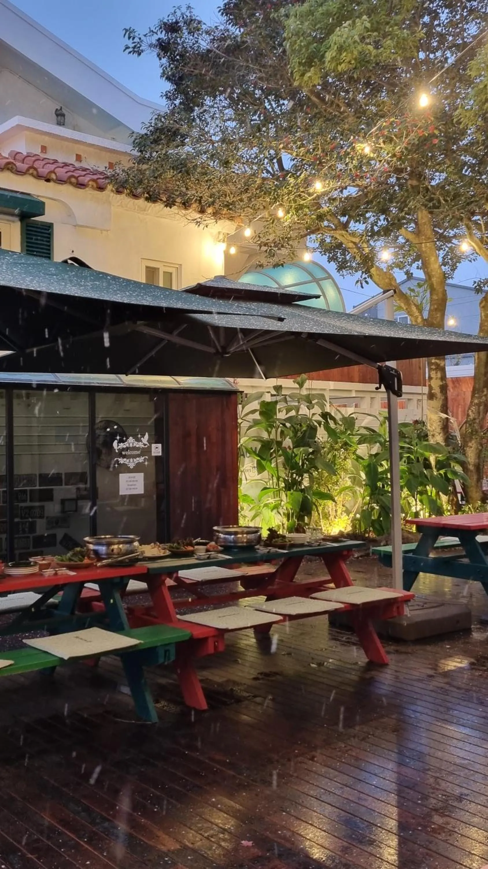 Banquet/Function facilities in Backpacker's Home