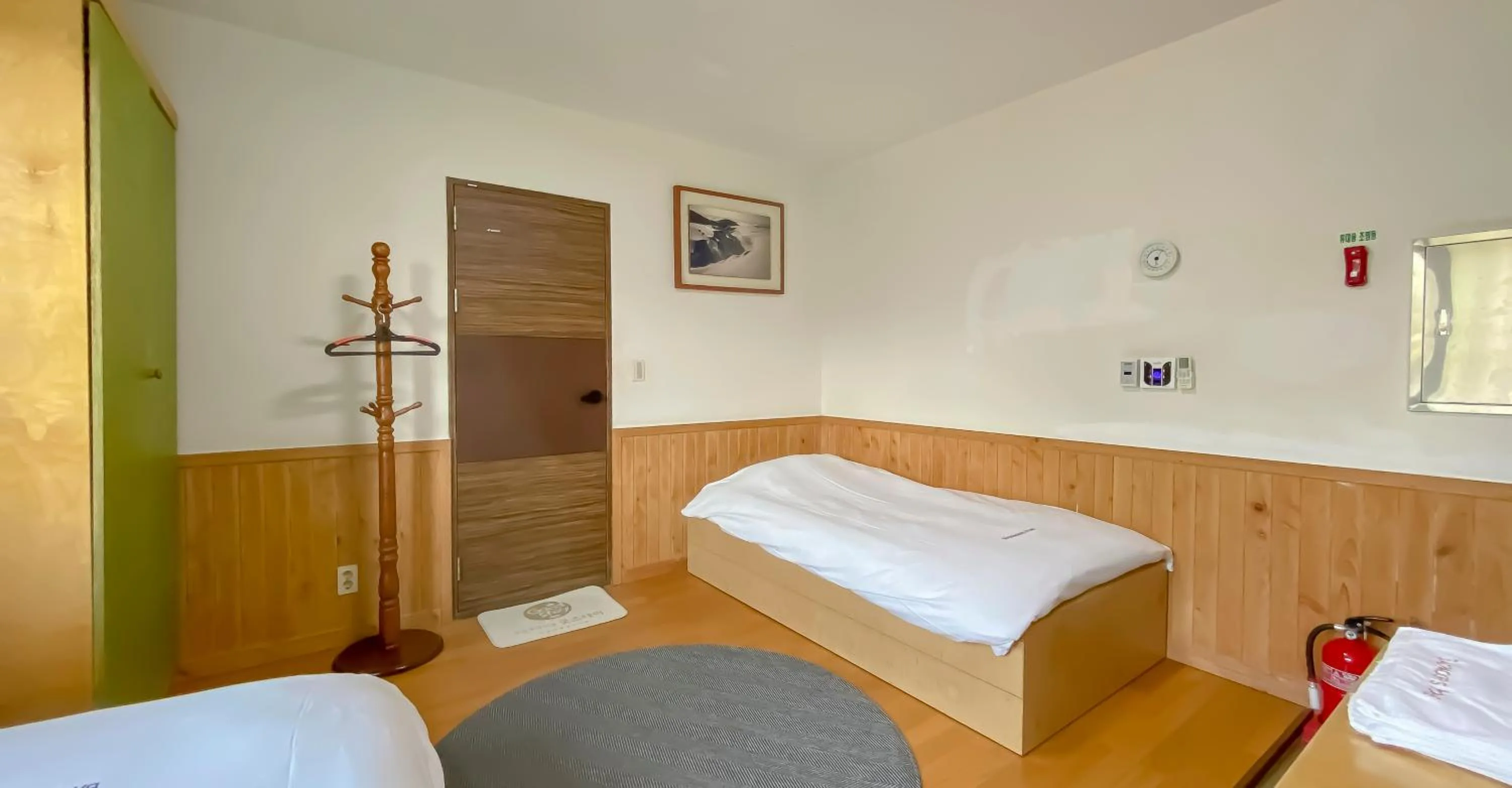 Bed in Backpacker's Home