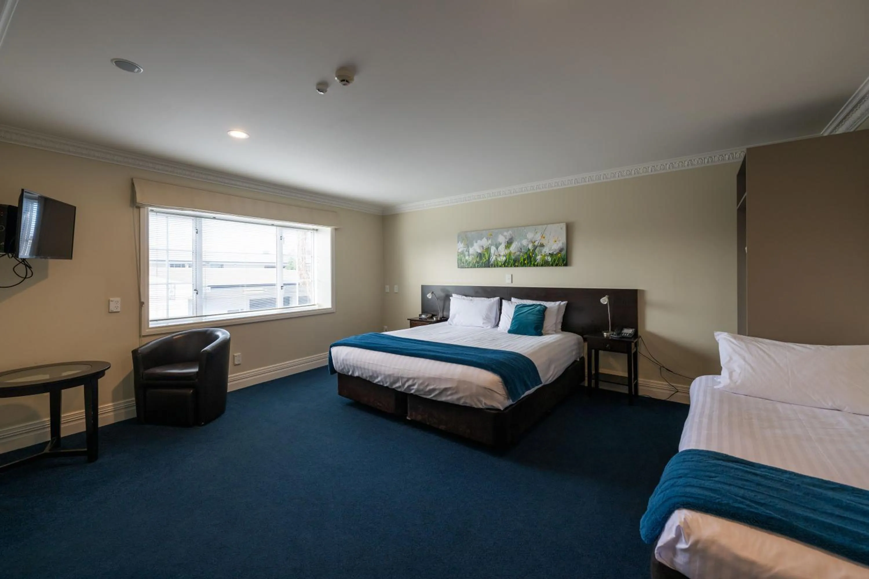 Bed in Tuakau Hotel