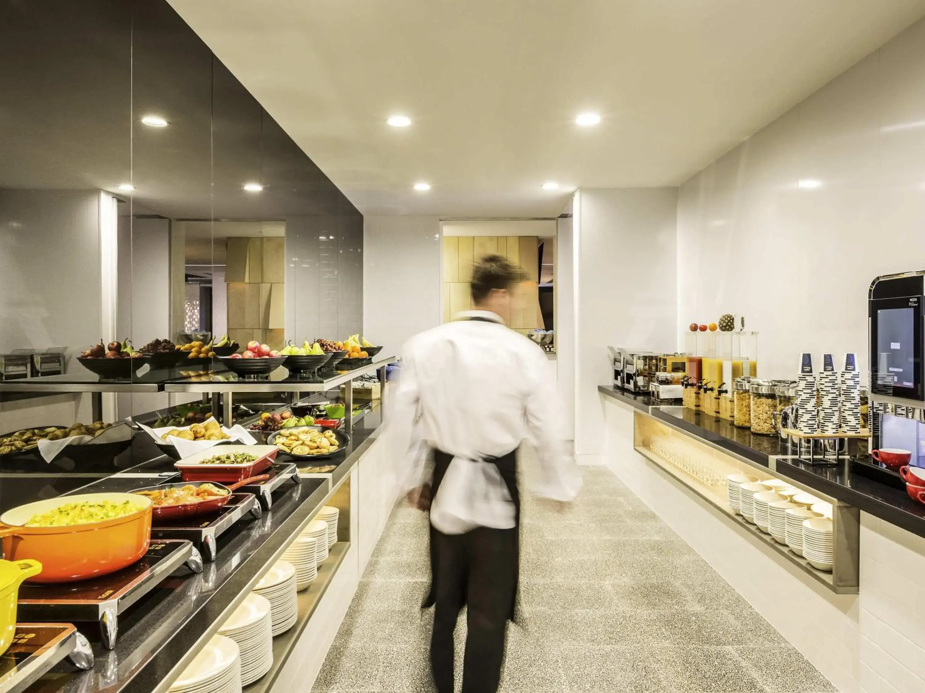 Property building in ibis Adelaide Property building in ibis Adelaide