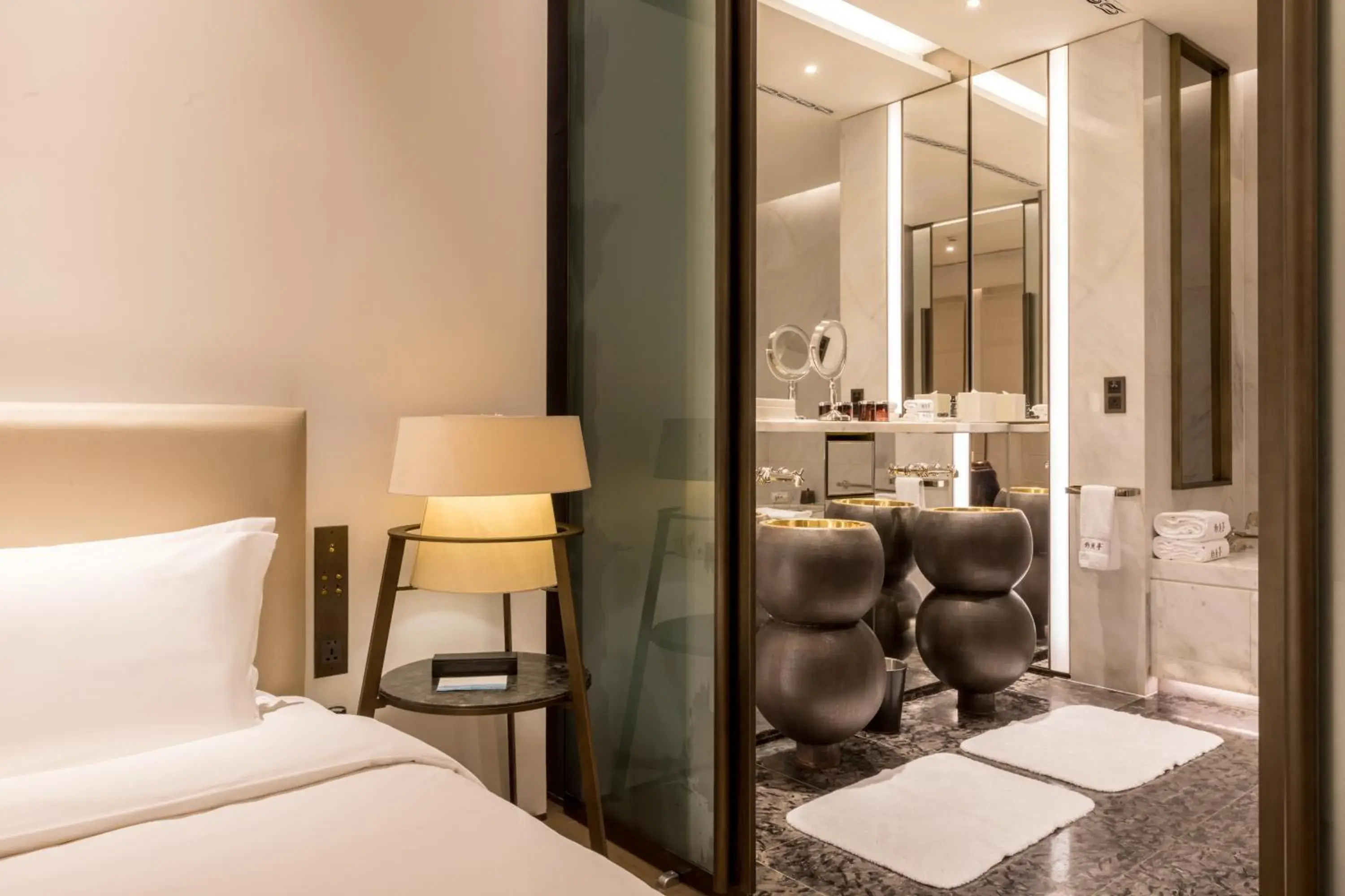 Bed in Diaoyutai Boutique Hotel Chengdu Bed in Diaoyutai Boutique Hotel Chengdu