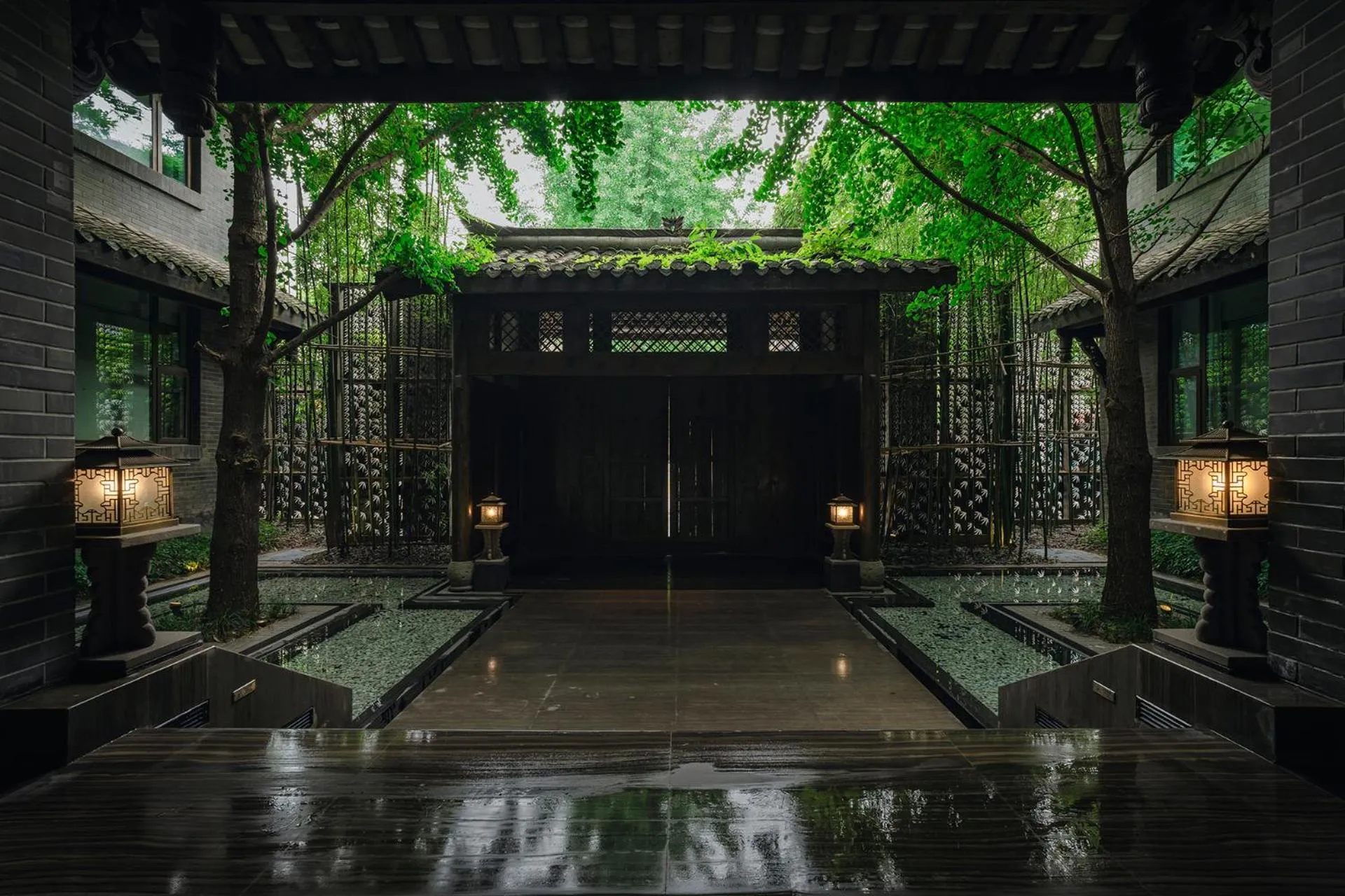 Property building in Guanyin Yiyuntai Hotel Chengdu