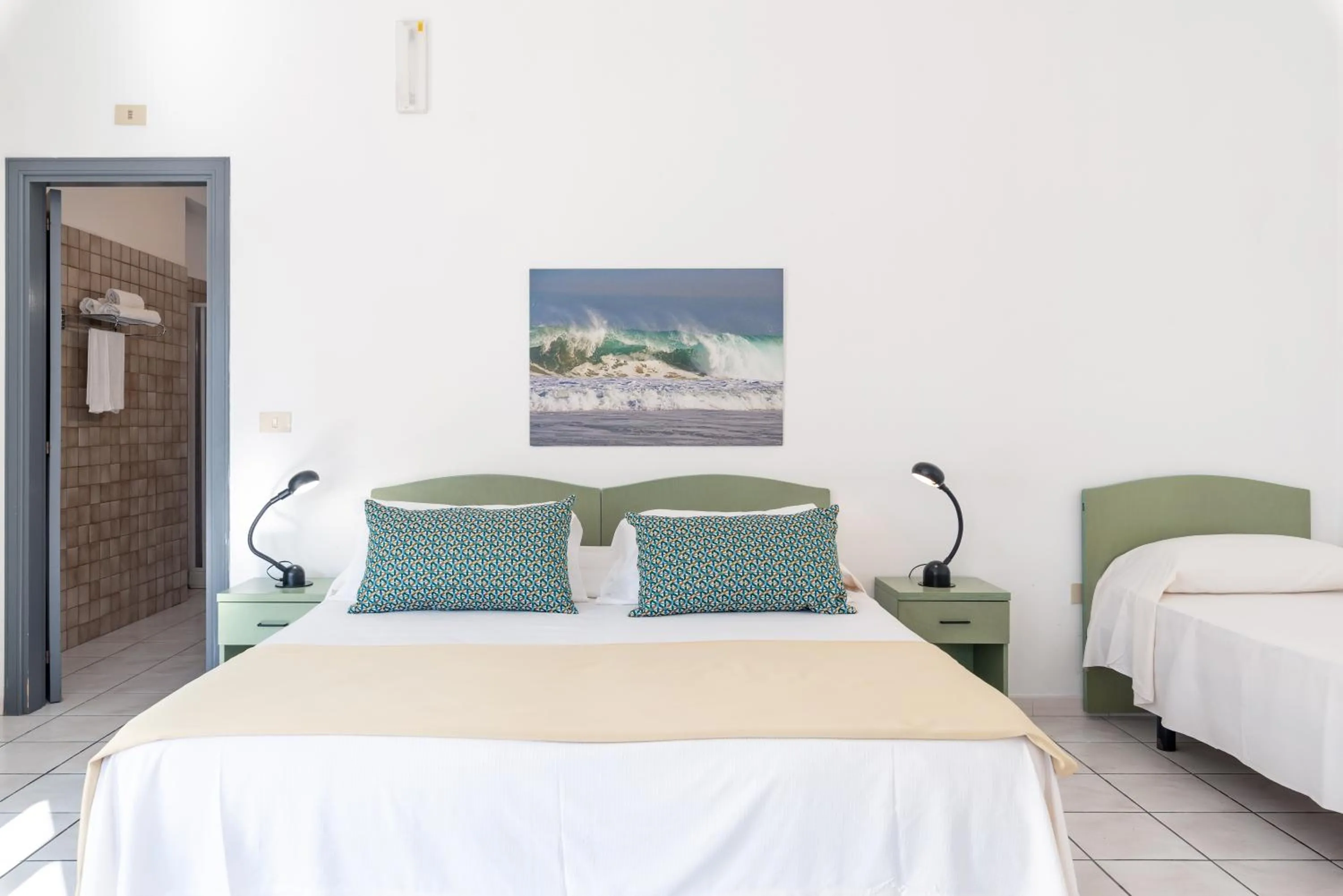 Bedroom, Bed in Nicolaus Club Bagamoyo Resort