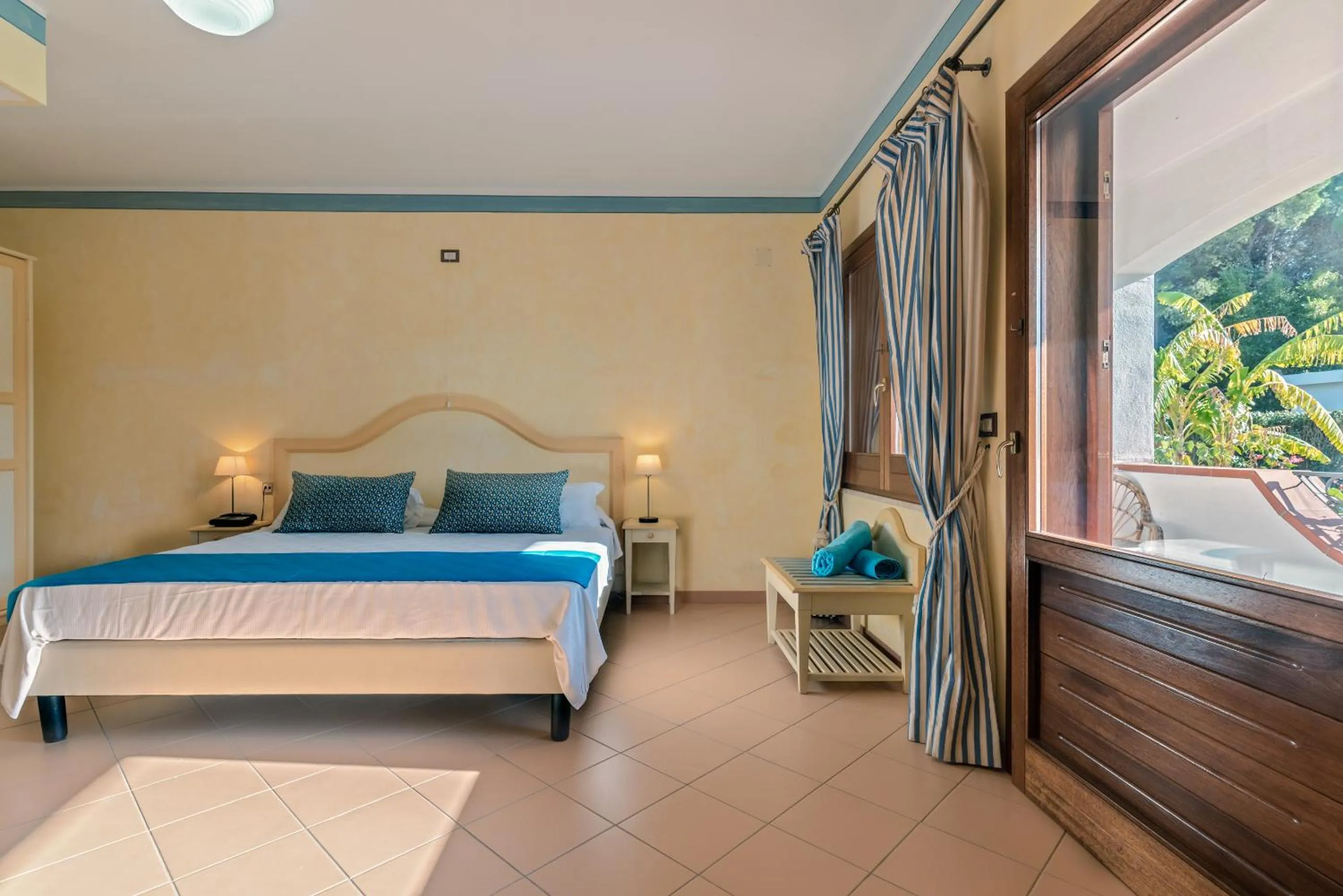 Bedroom, Bed in Nicolaus Club Bagamoyo Resort