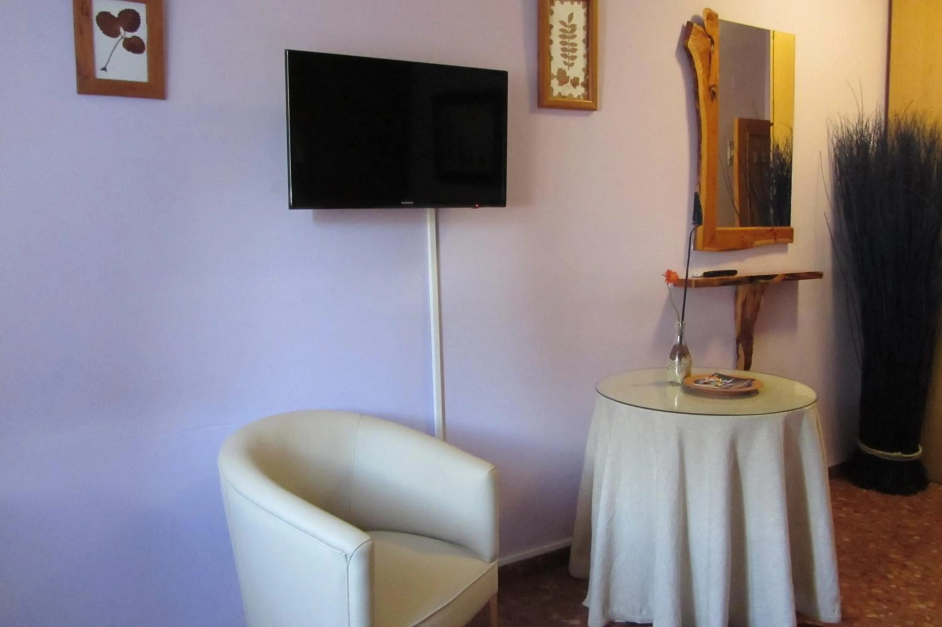 Photo of the whole room in Hotel Sierra Madrona