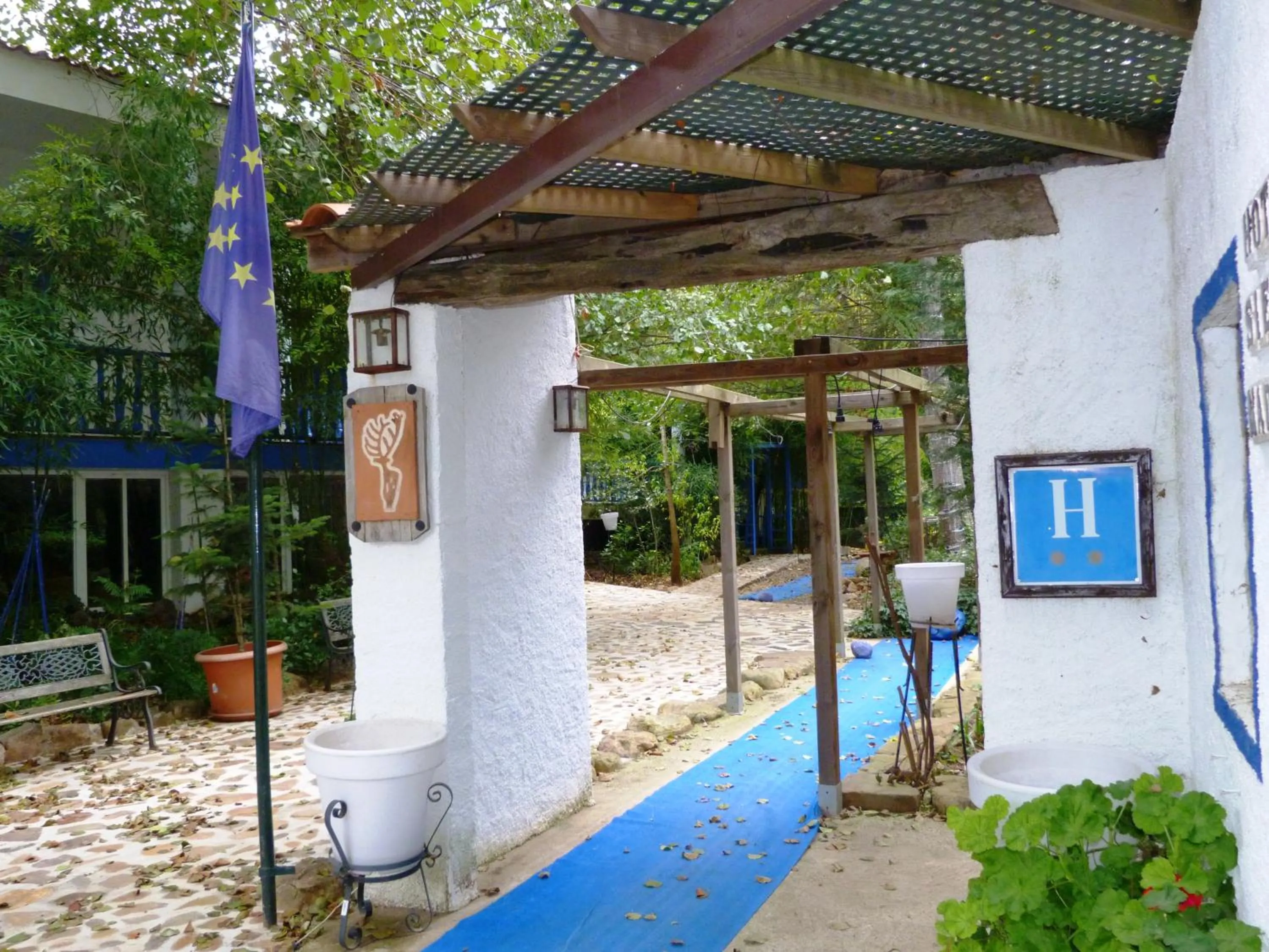 Facade/entrance in Hotel Sierra Madrona