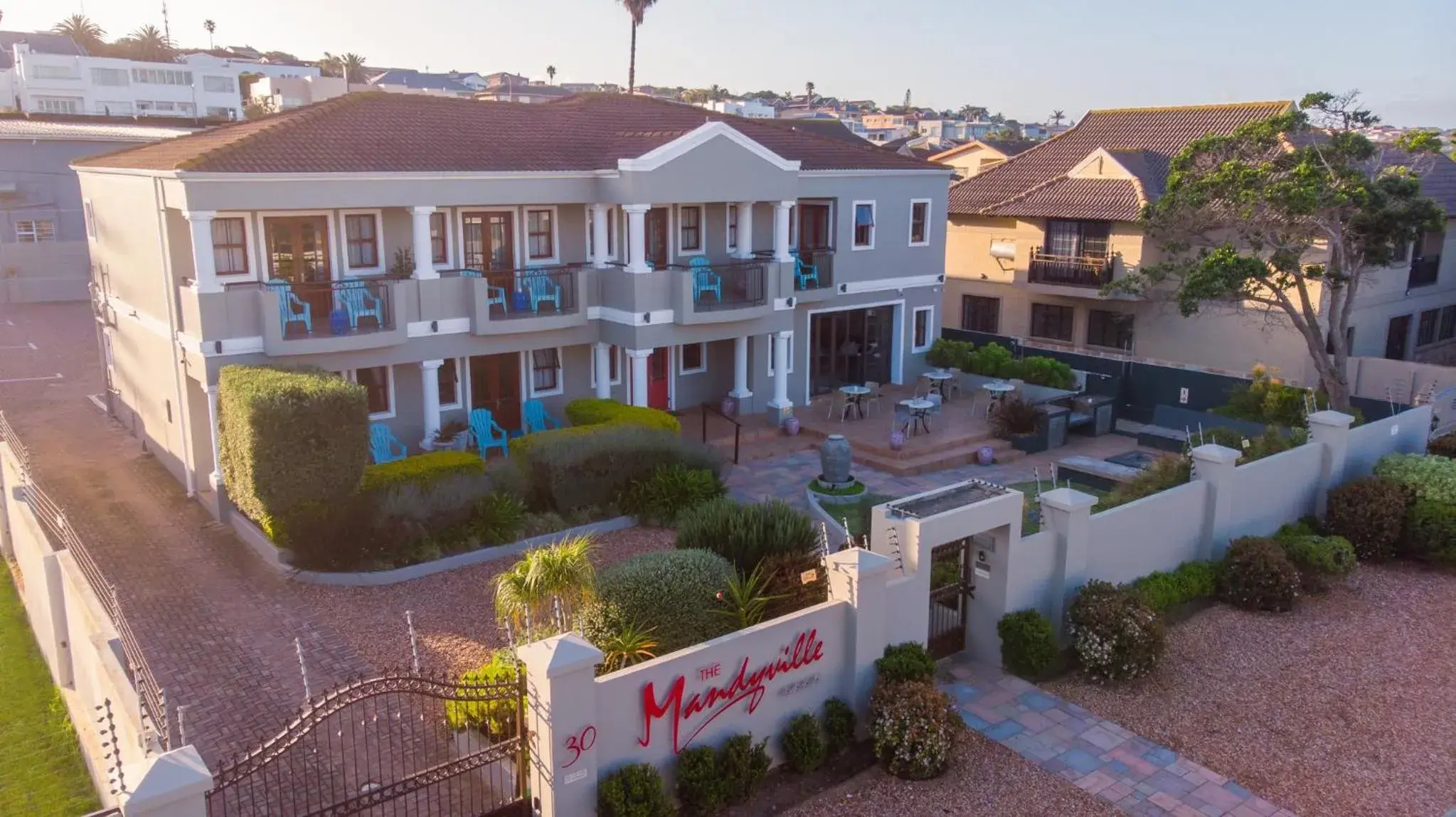 Property building in The Mandyville Jeffreys Bay Property building in The Mandyville Jeffreys Bay