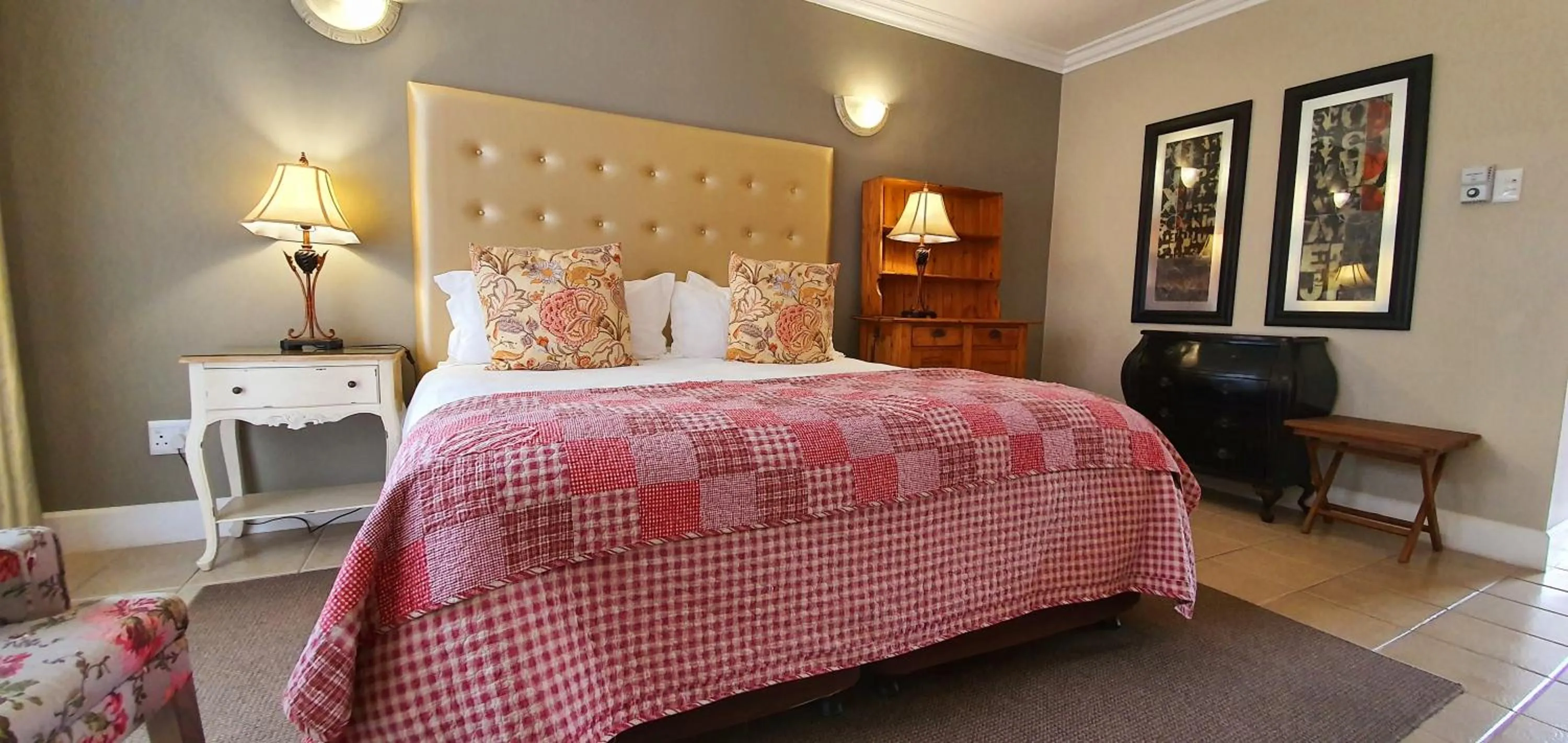 Bed in The Mandyville Jeffreys Bay