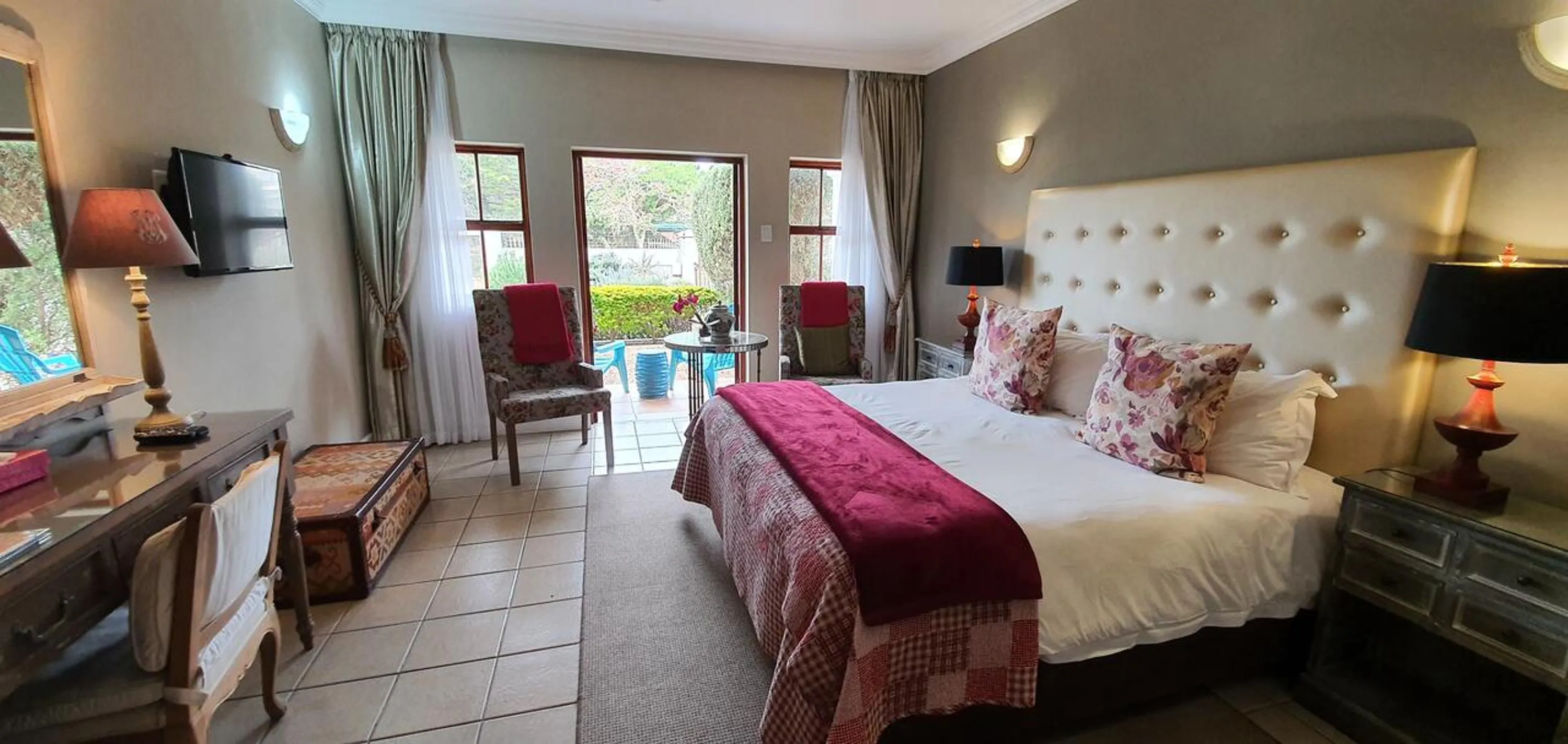 Photo of the whole room, Bed in The Mandyville Jeffreys Bay