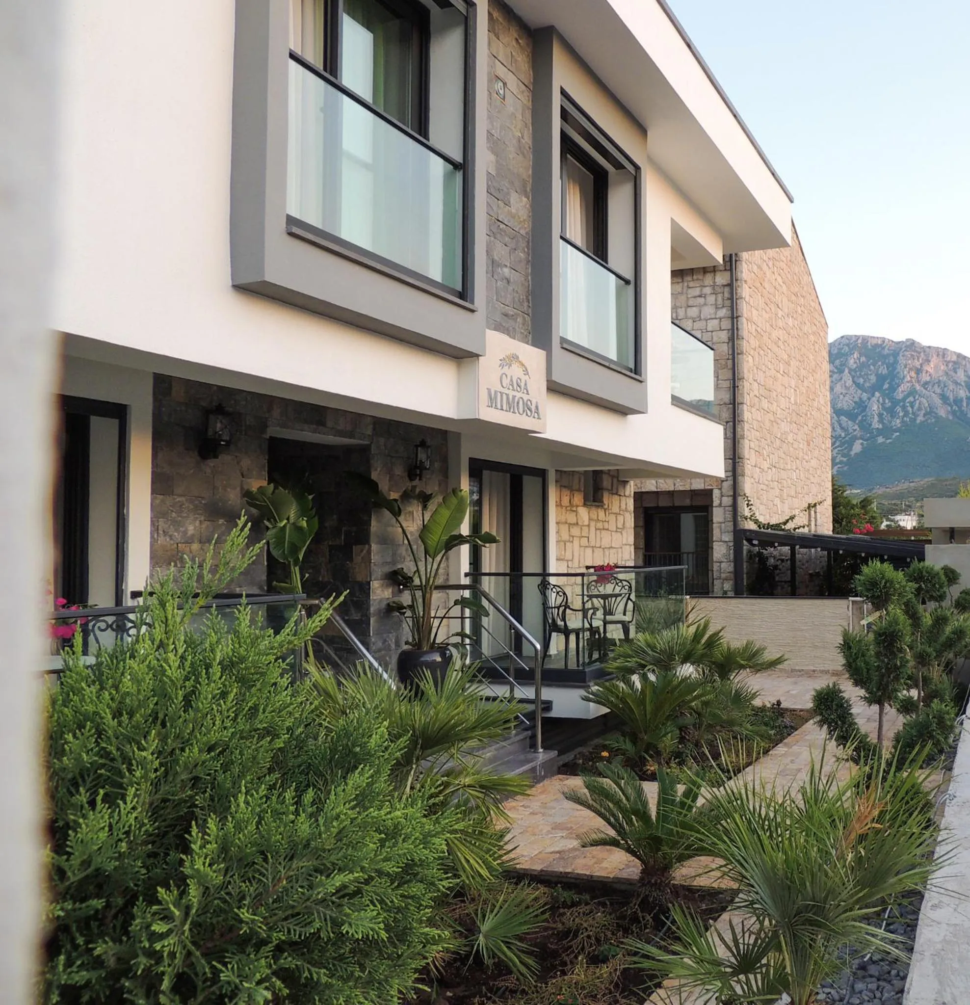 Garden in Casa Mimosa Hotel