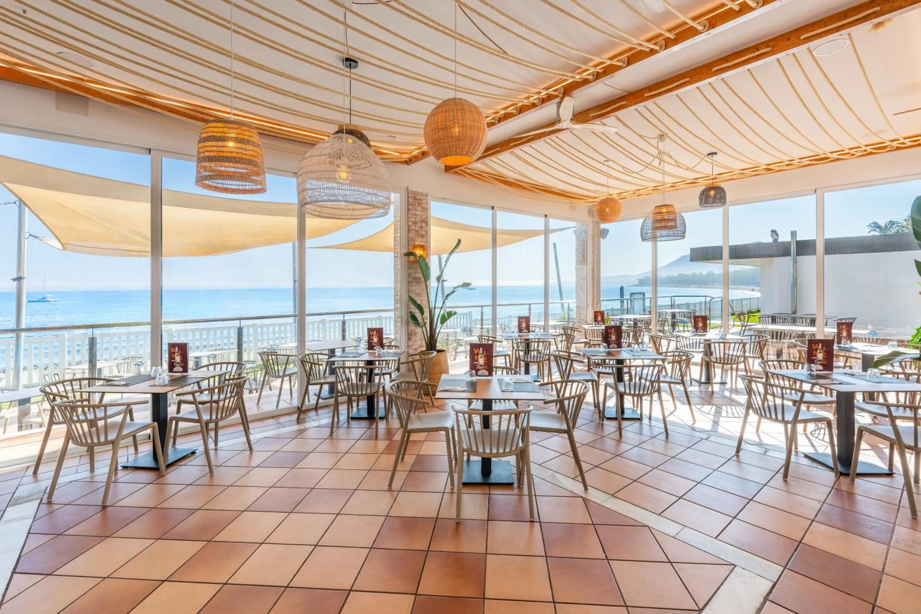 Restaurant/places to eat in Globales Playa Estepona