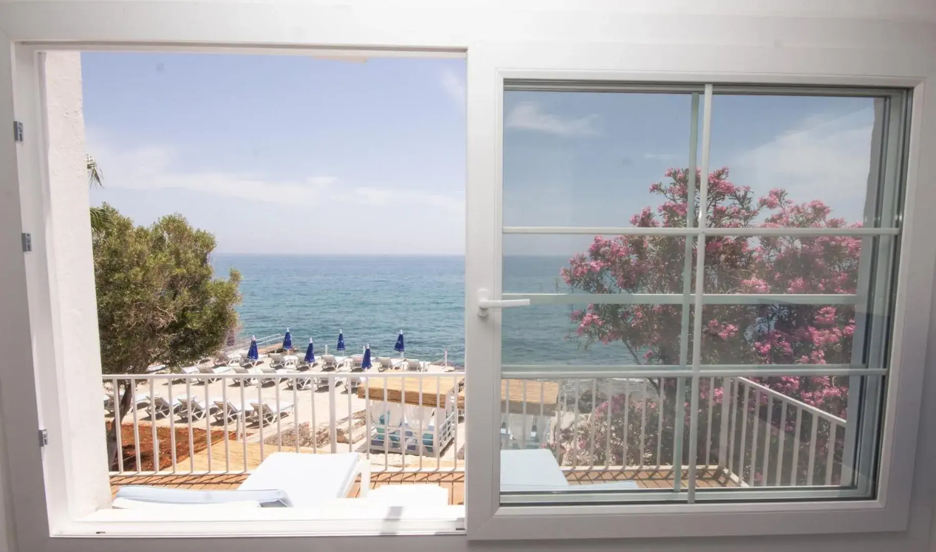 MOJO OTEL BEACH MOJO OTEL BEACH