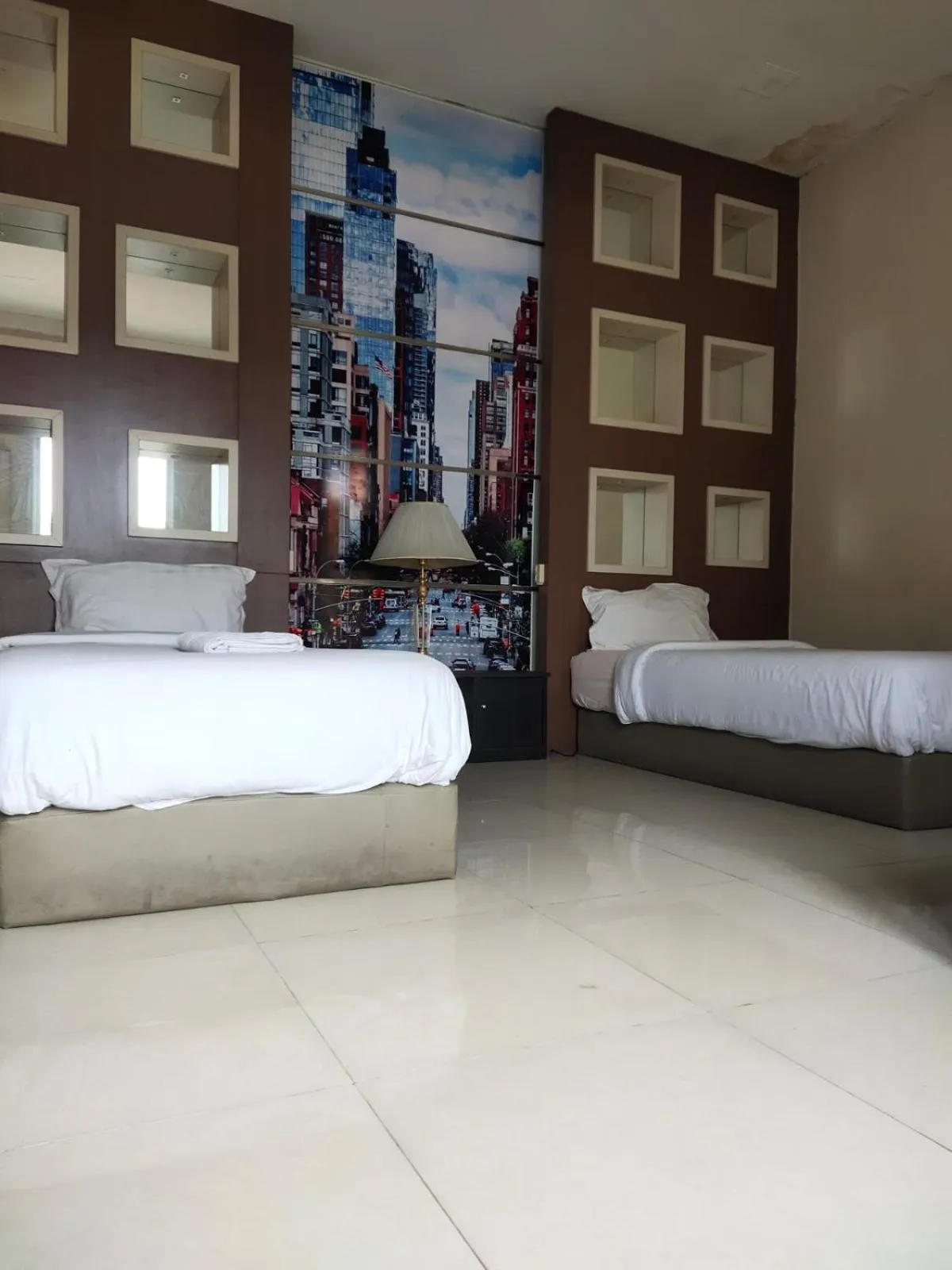 Bed in Mojokerto Classic Homestay