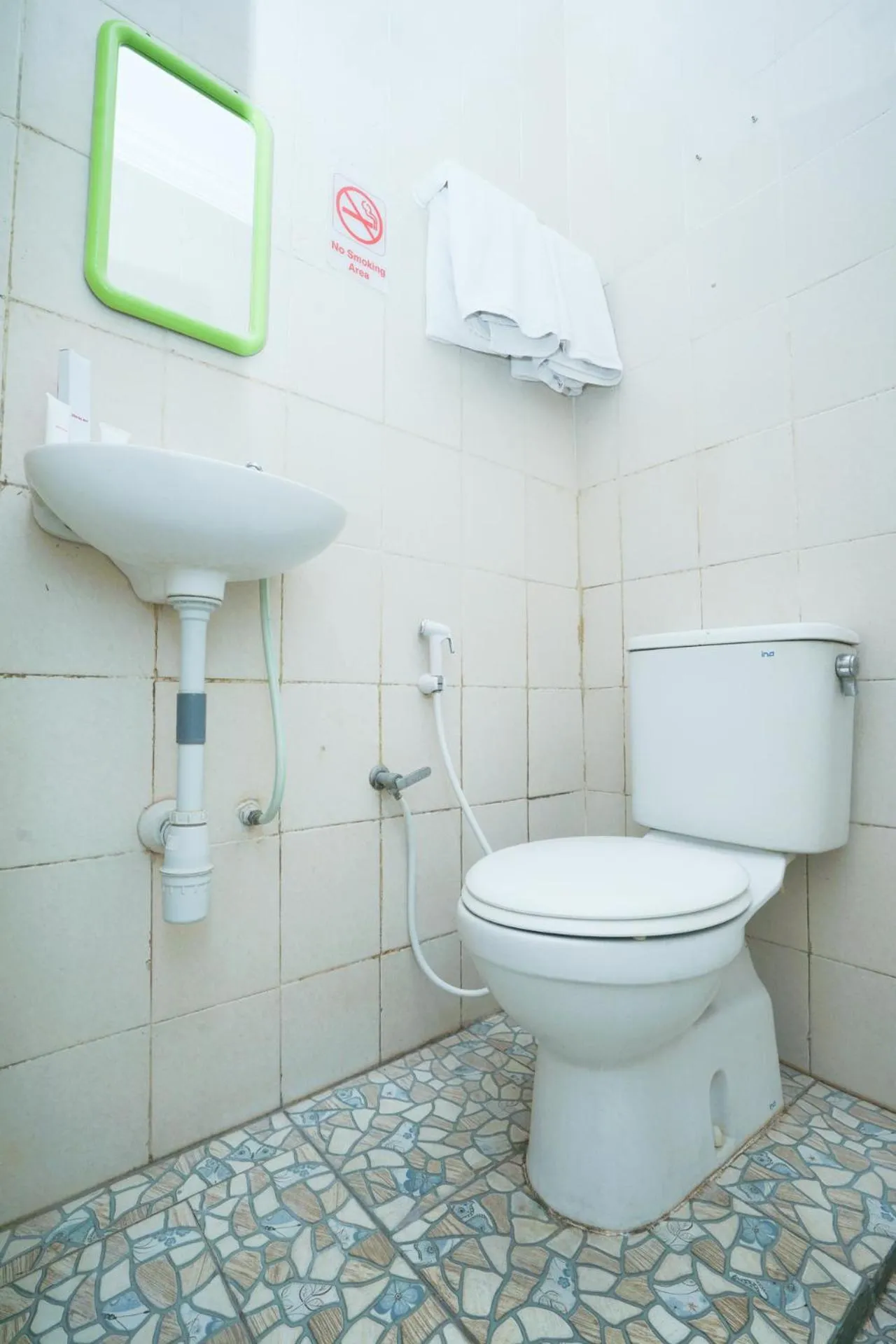 Bathroom in Mojokerto Classic Homestay