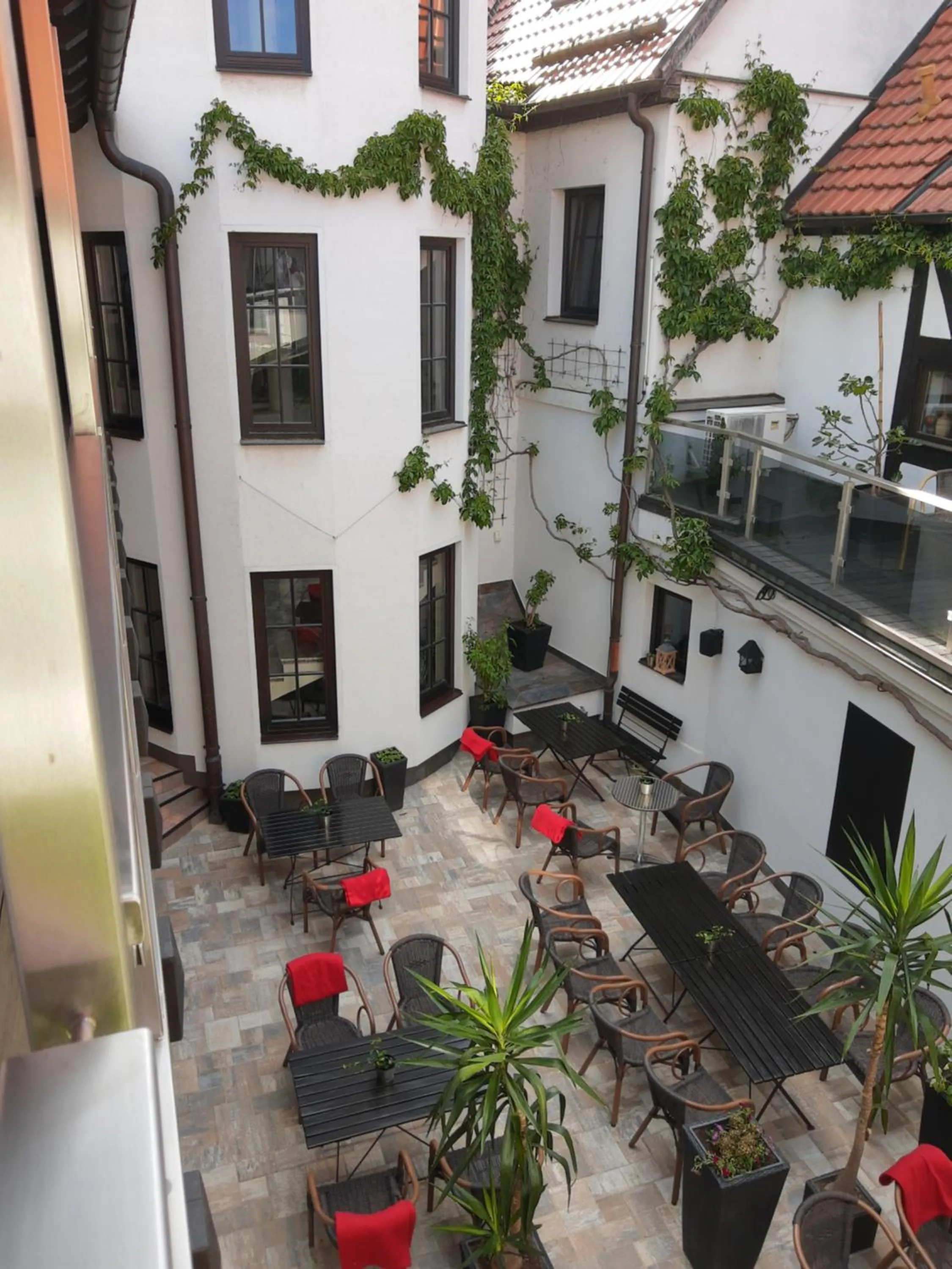 Restaurant/places to eat in Hotel Weißes Roß