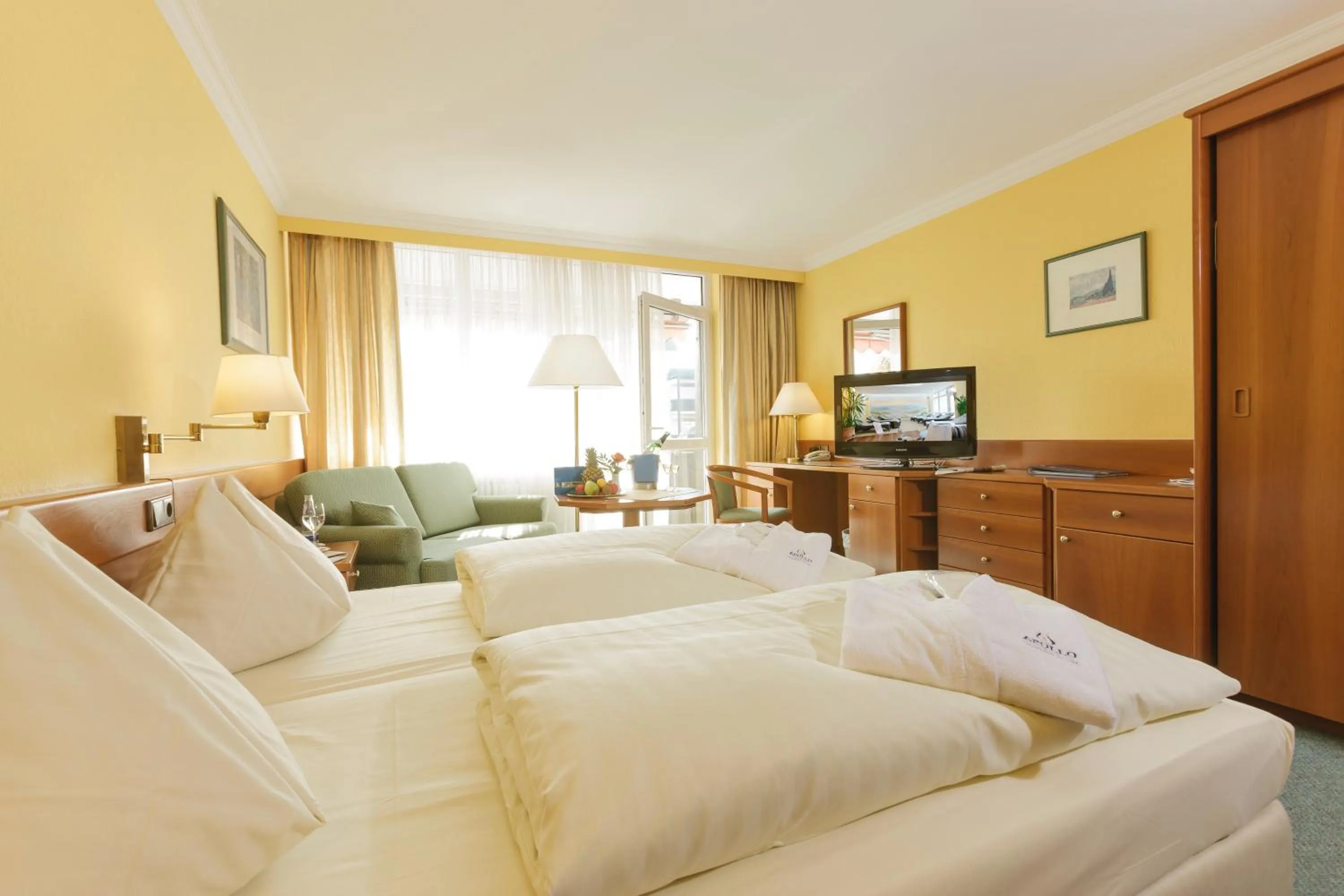 Photo of the whole room, Bed in Thermenhotel Apollo