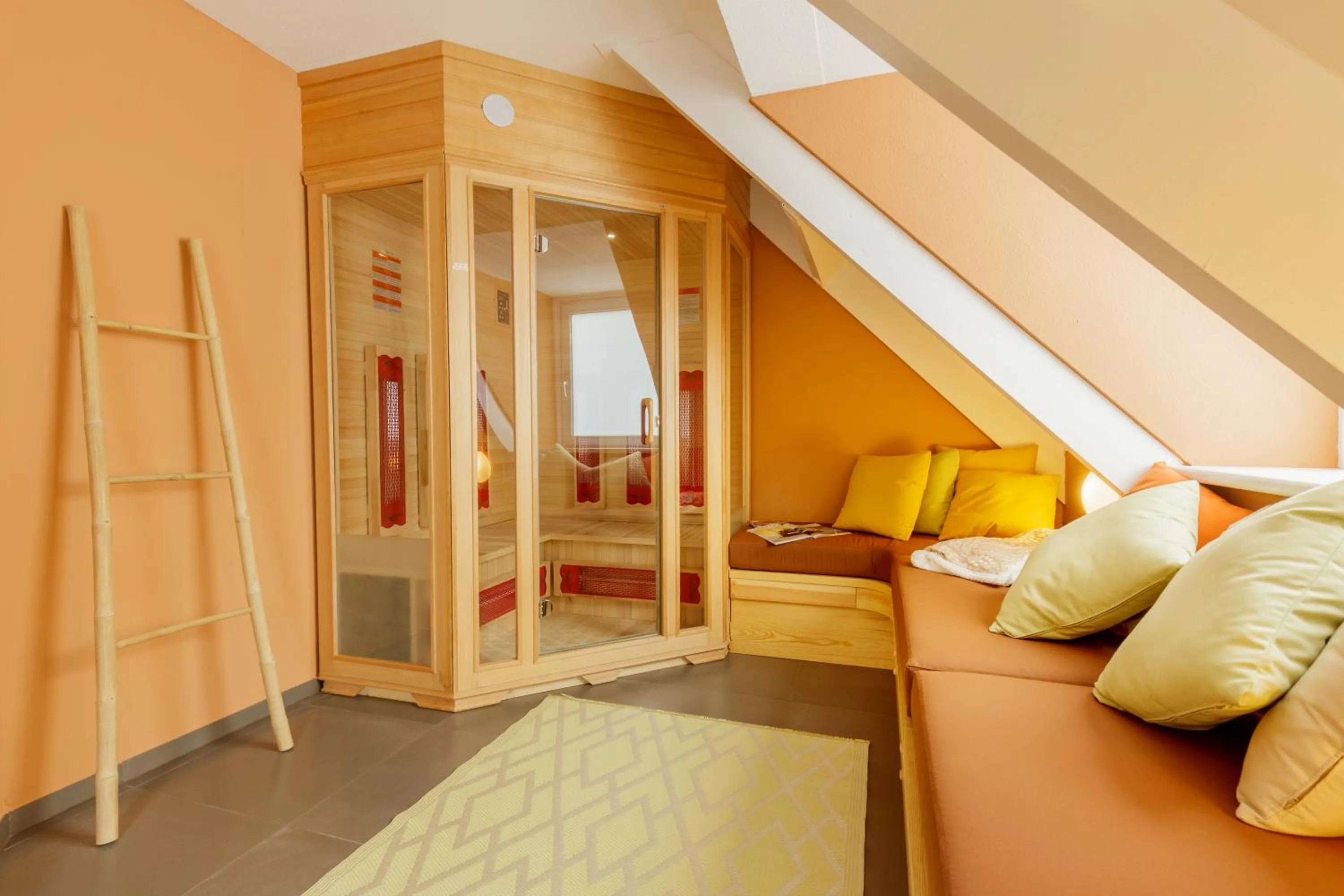 Seating area, Bed in Center Parcs Nordseeküste Bremerhaven